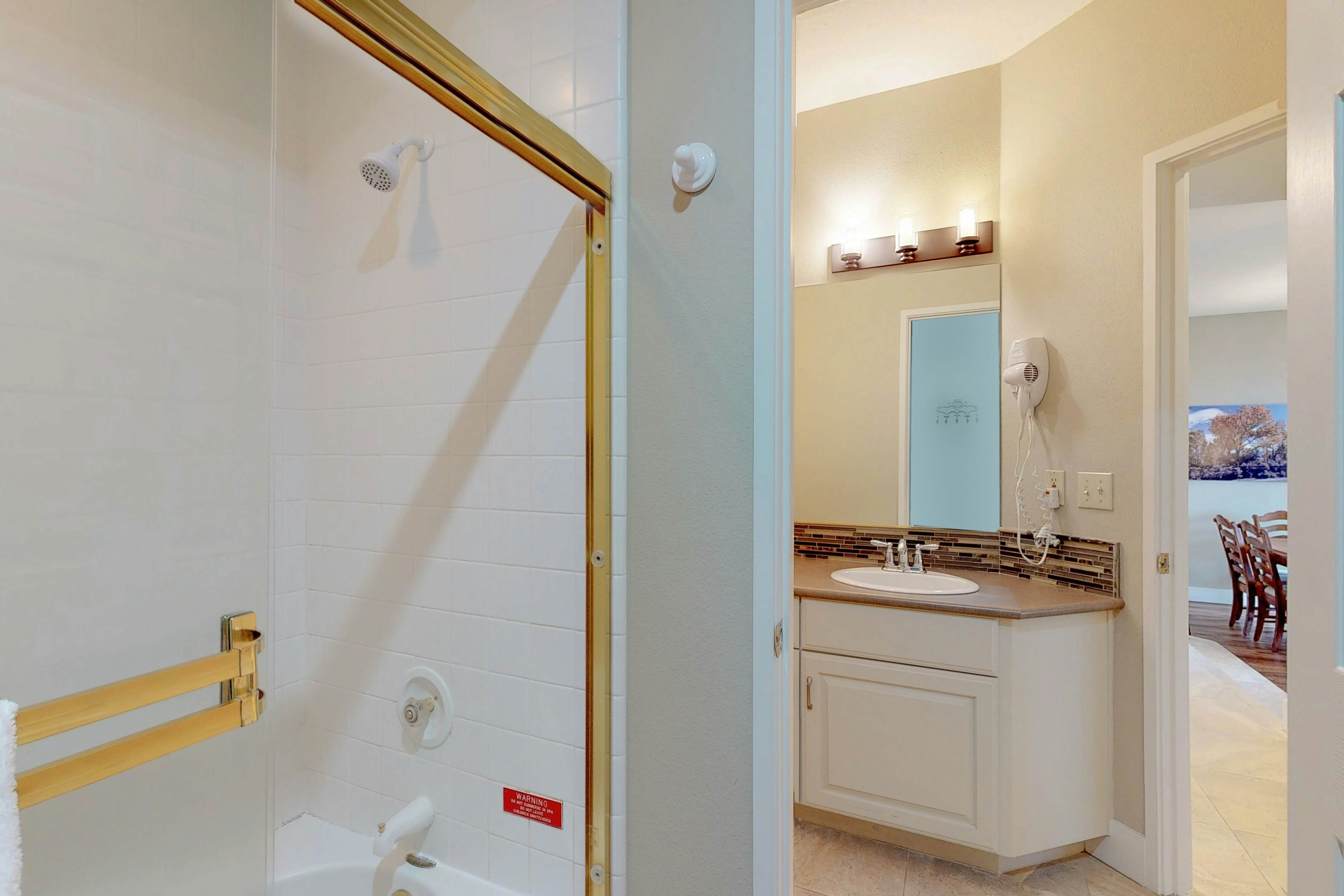 Ponderosa Views & Seclusion in Century West