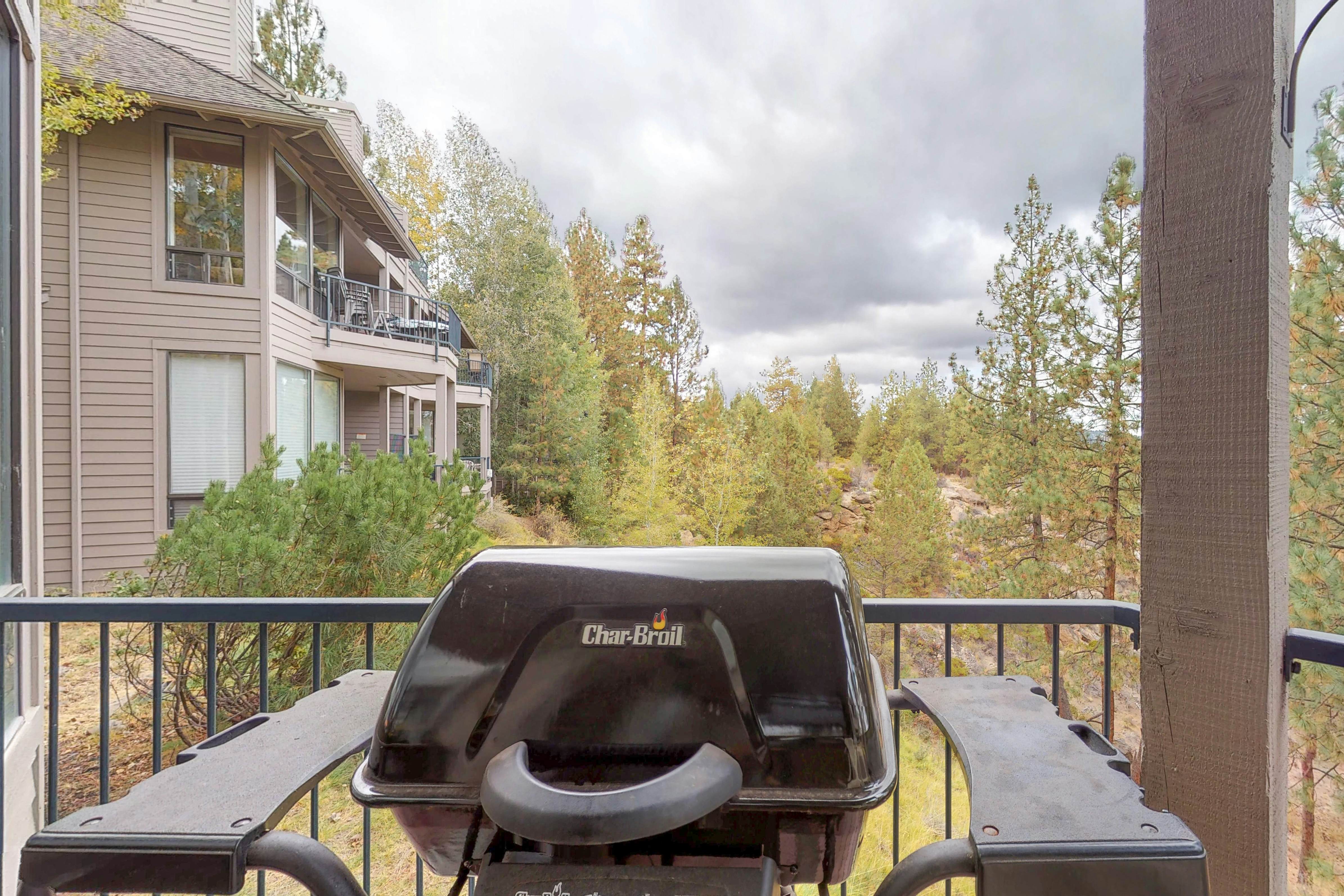 Ponderosa Views & Seclusion in Century West