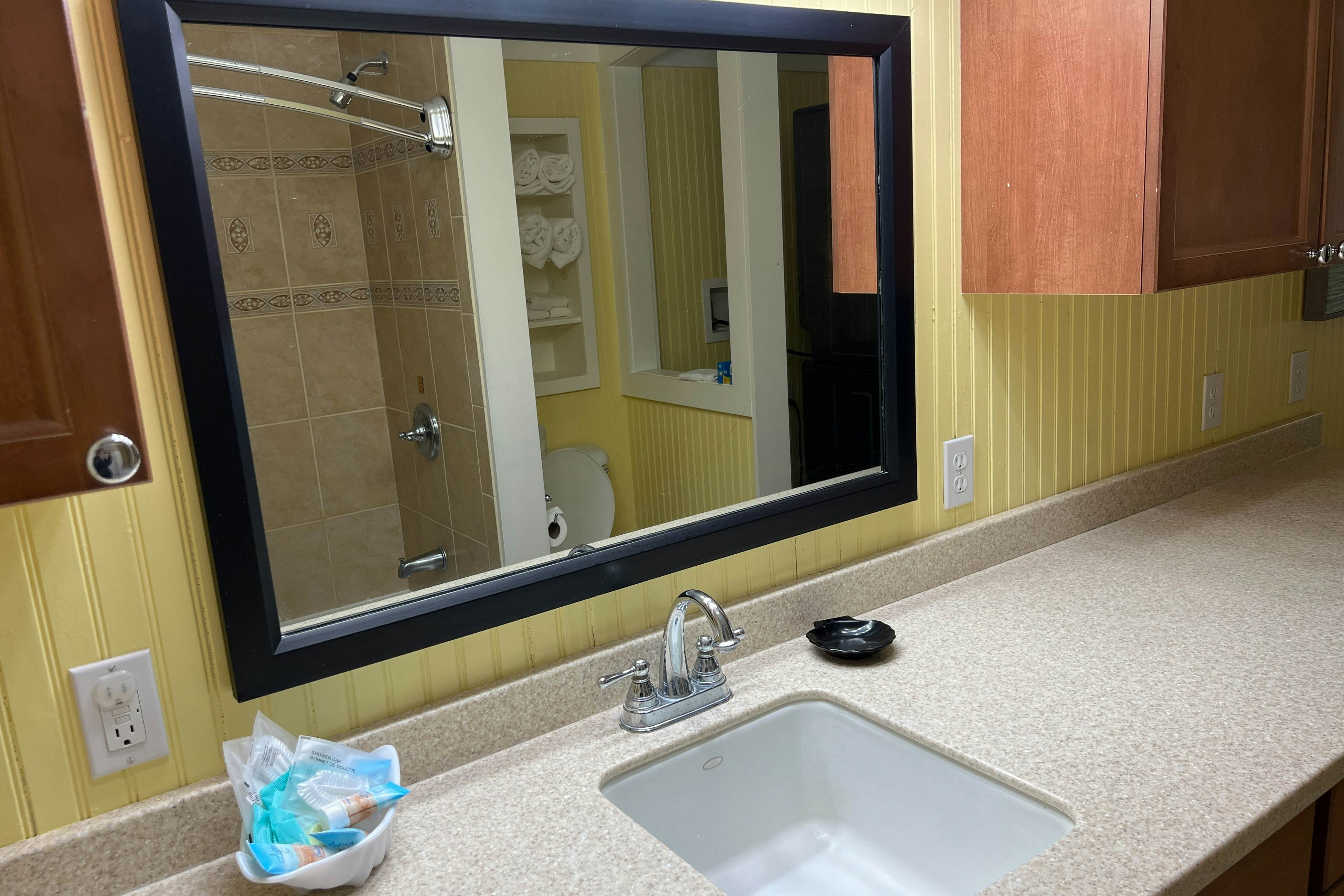 Georgianne Suite One