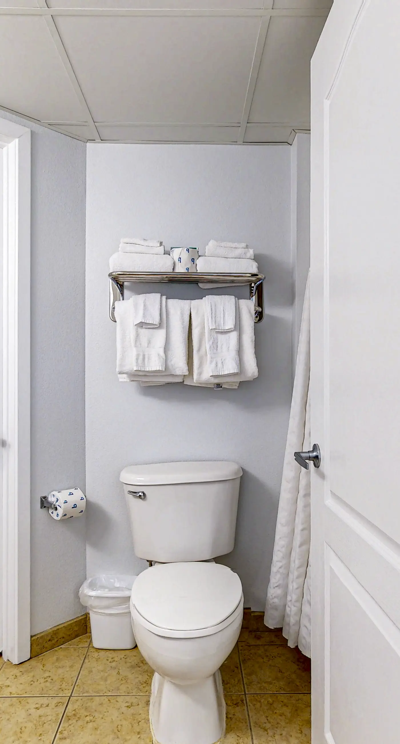 Carolinian Beach Resort 0933