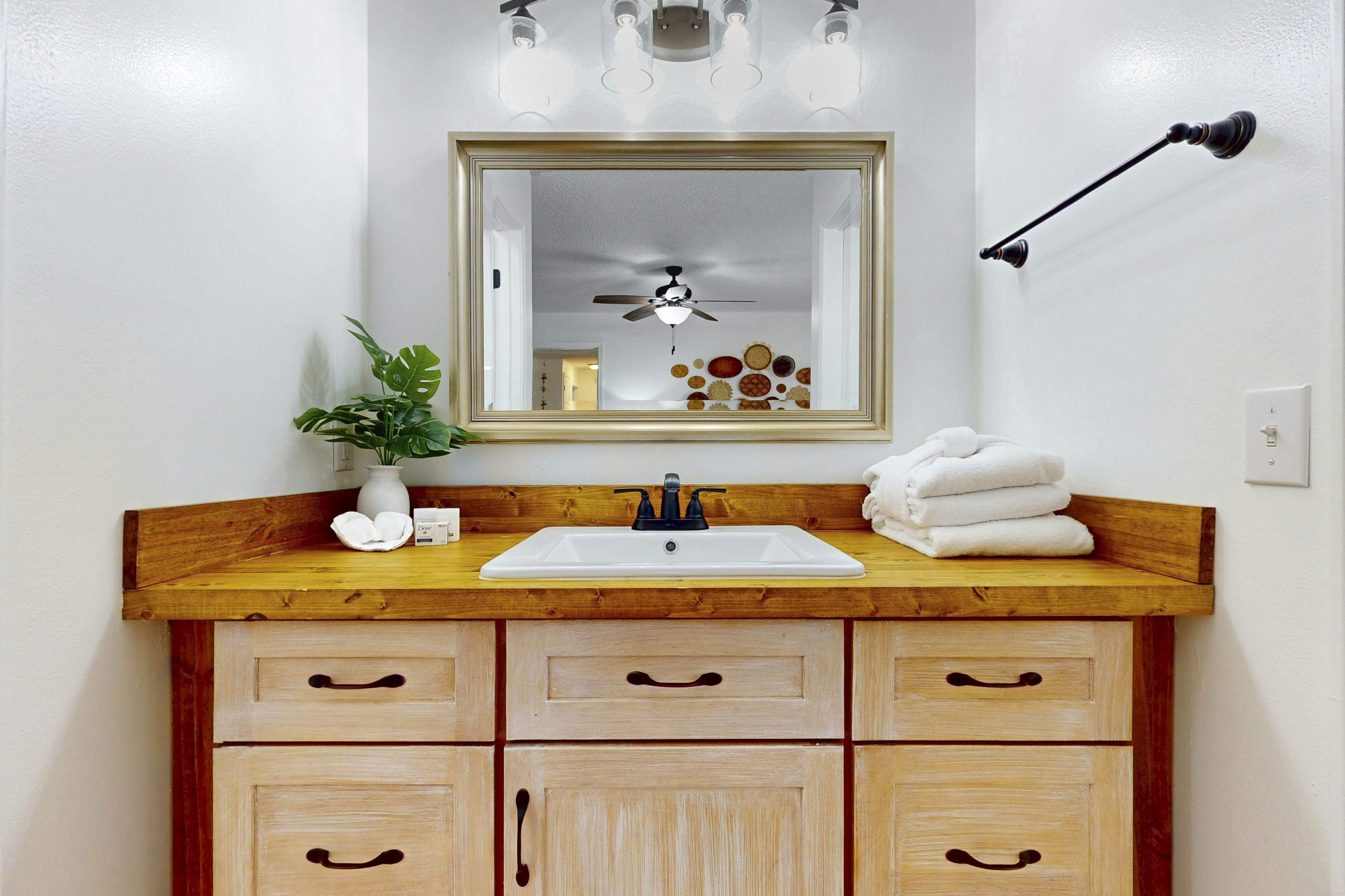 Poolside Palms Paradise