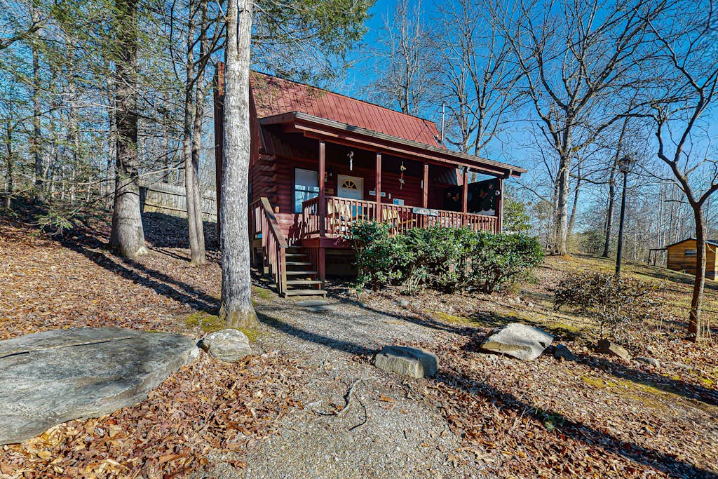 Bear Haven Cabin – photo 1