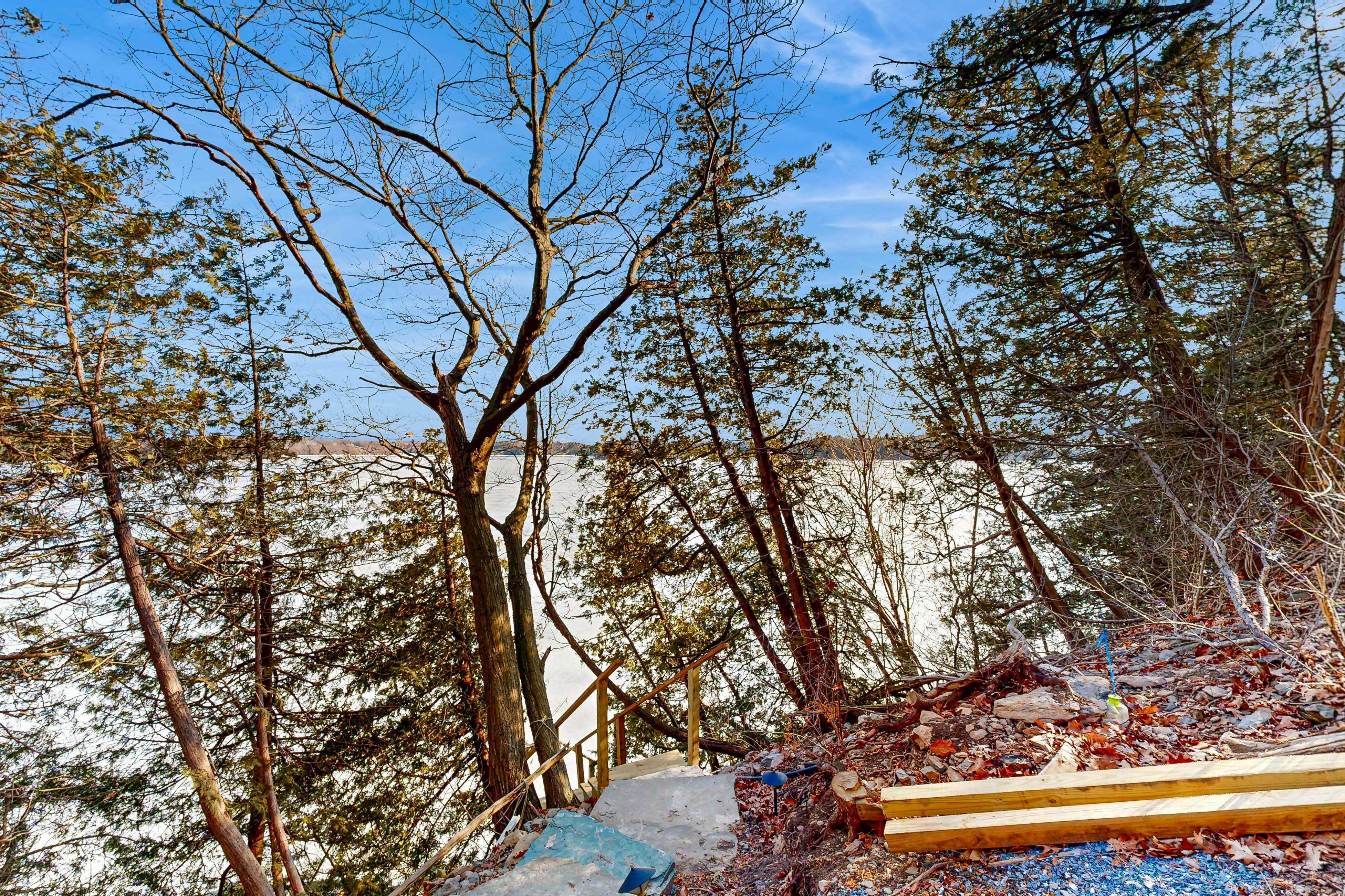 Cedar Beach Lakehouse