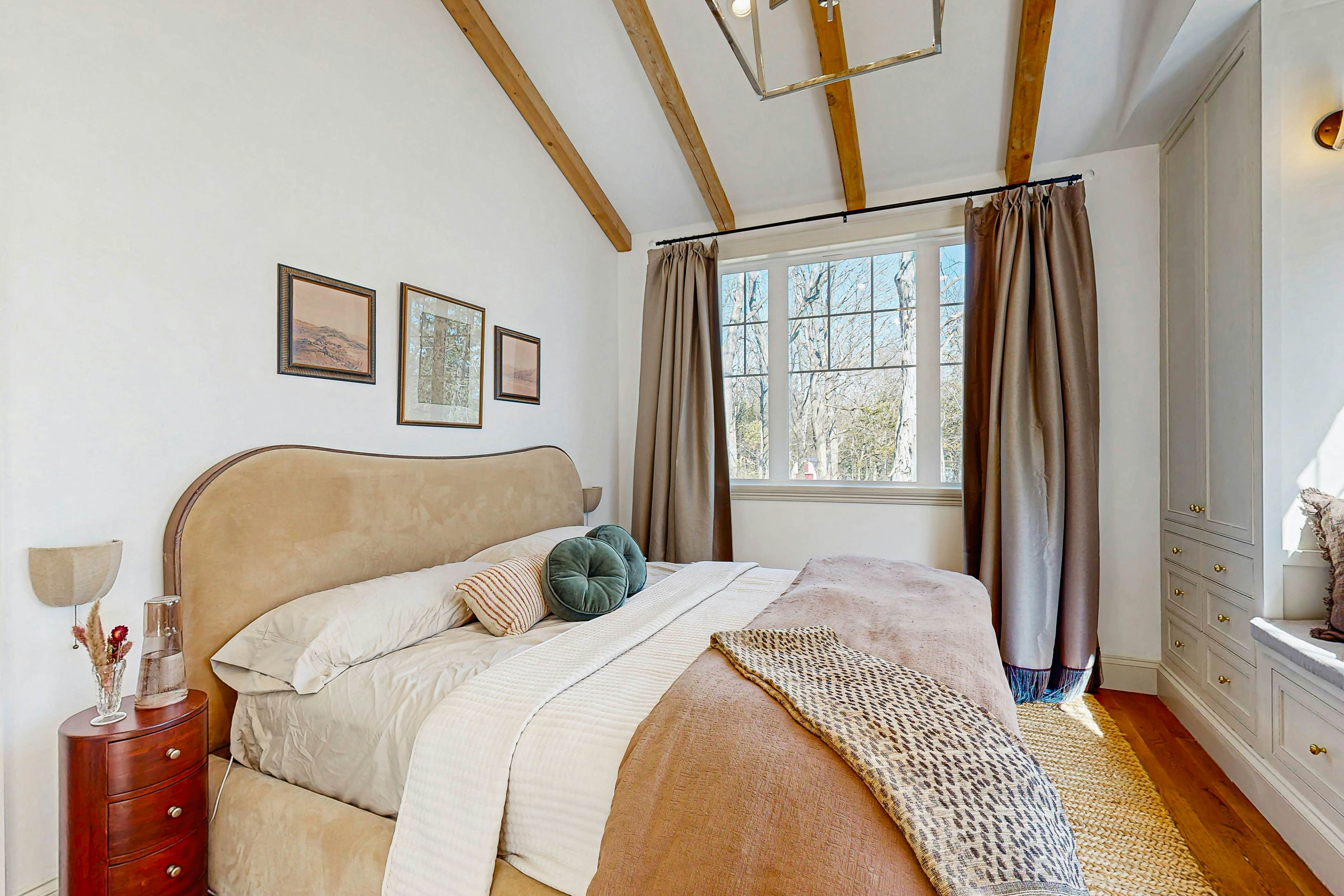 Cedar Beach Lakehouse