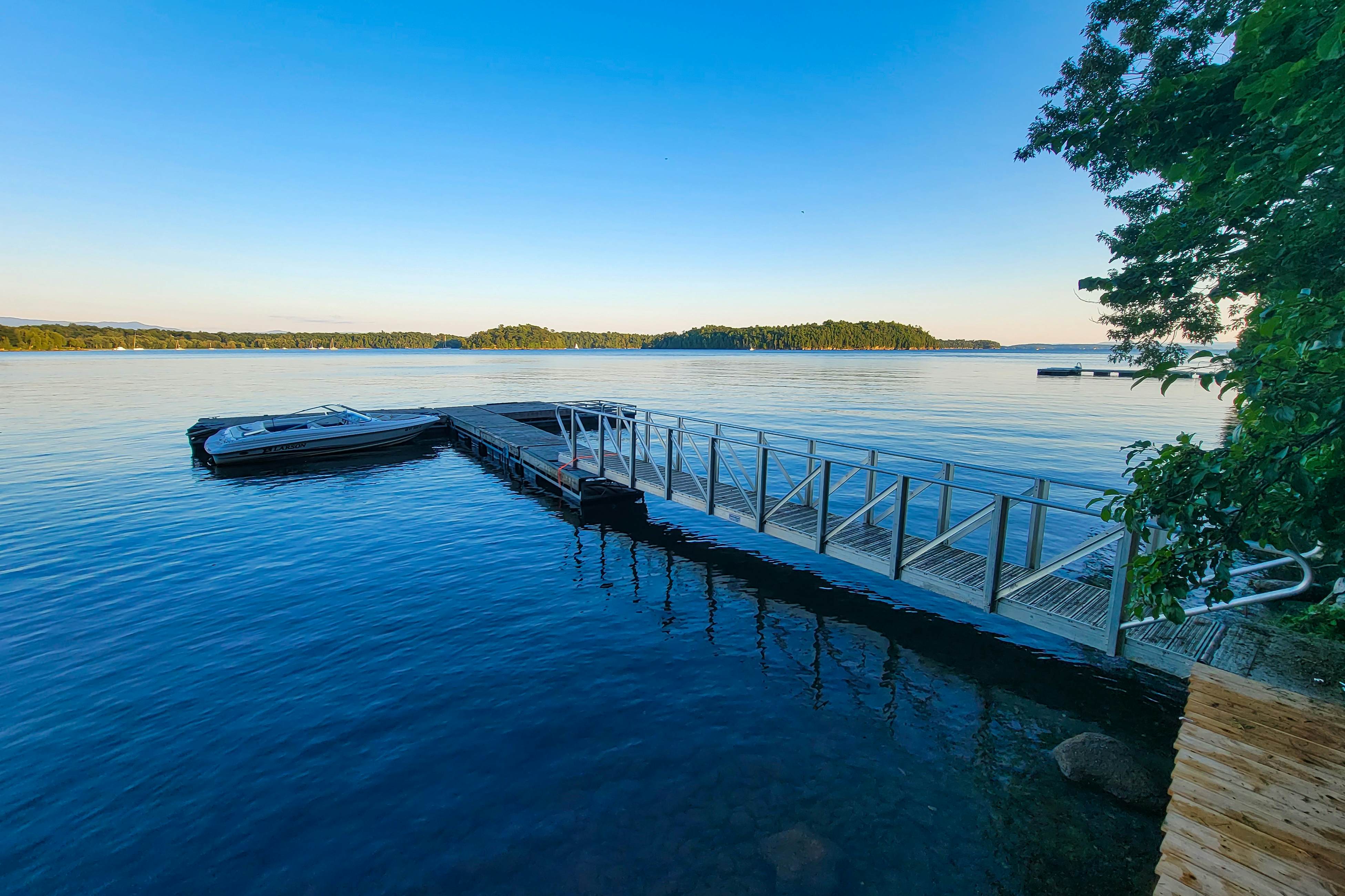 Cedar Beach Lakehouse