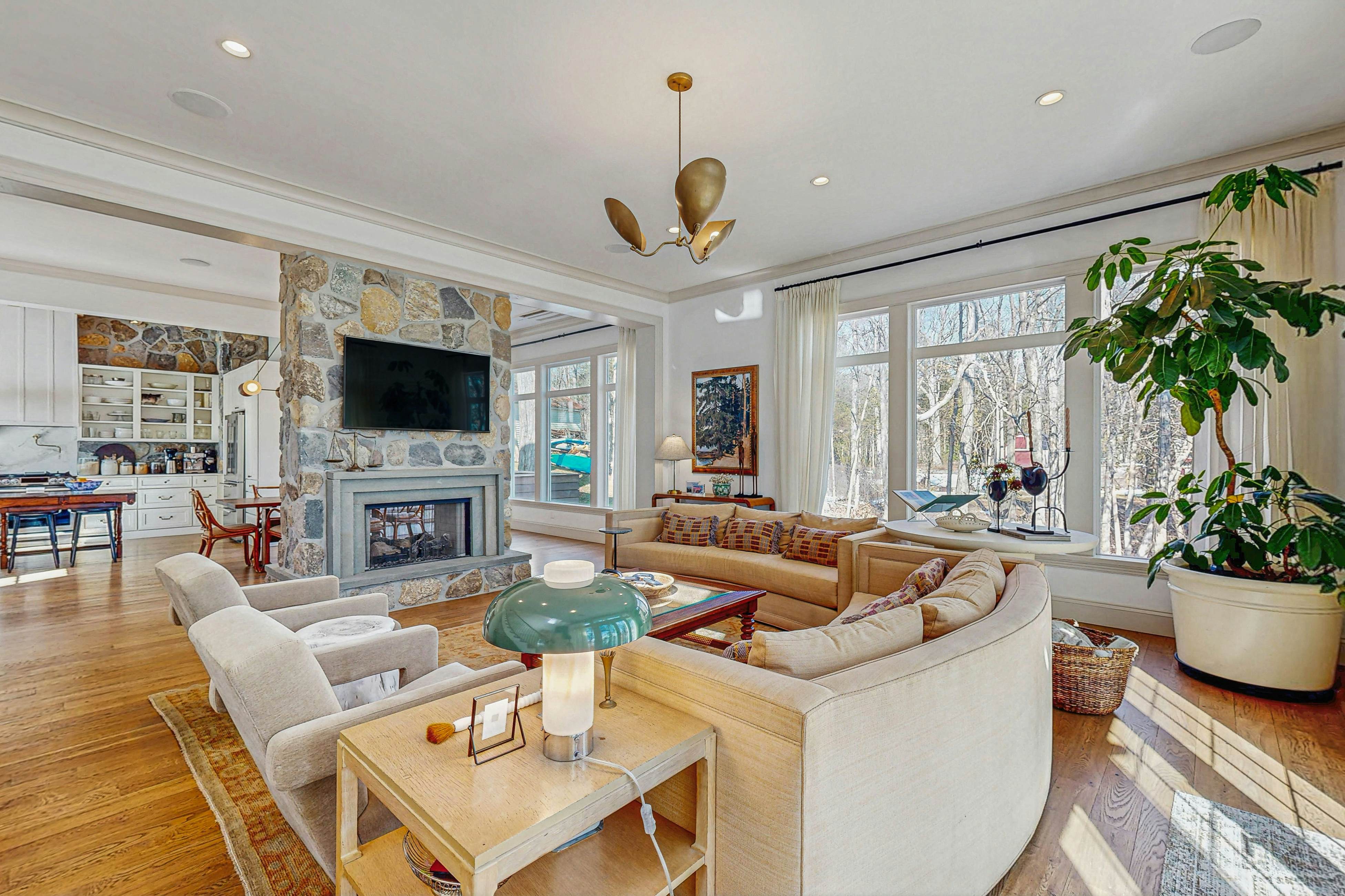 Cedar Beach Lakehouse