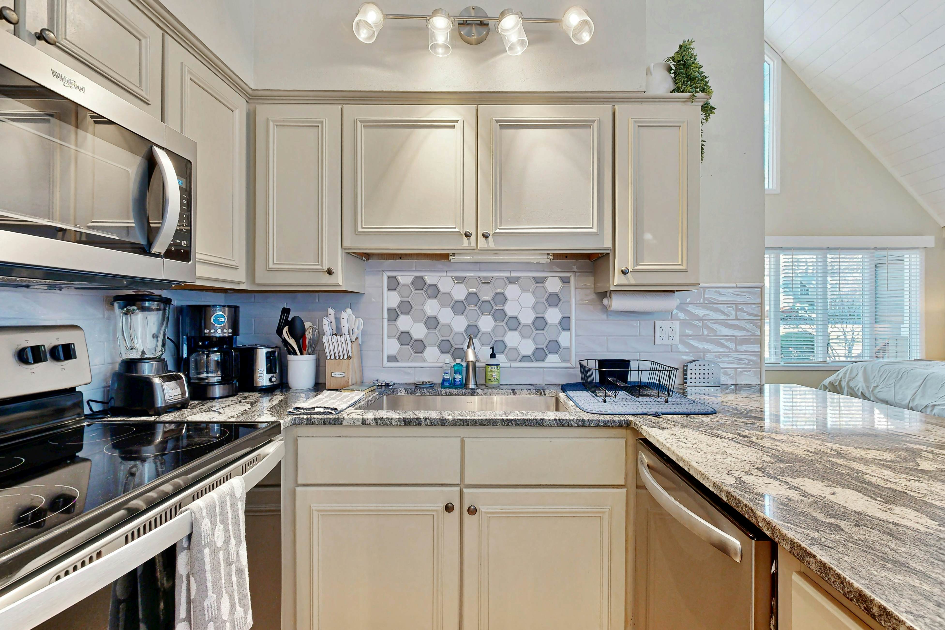 Sapphire Serenity - Studio