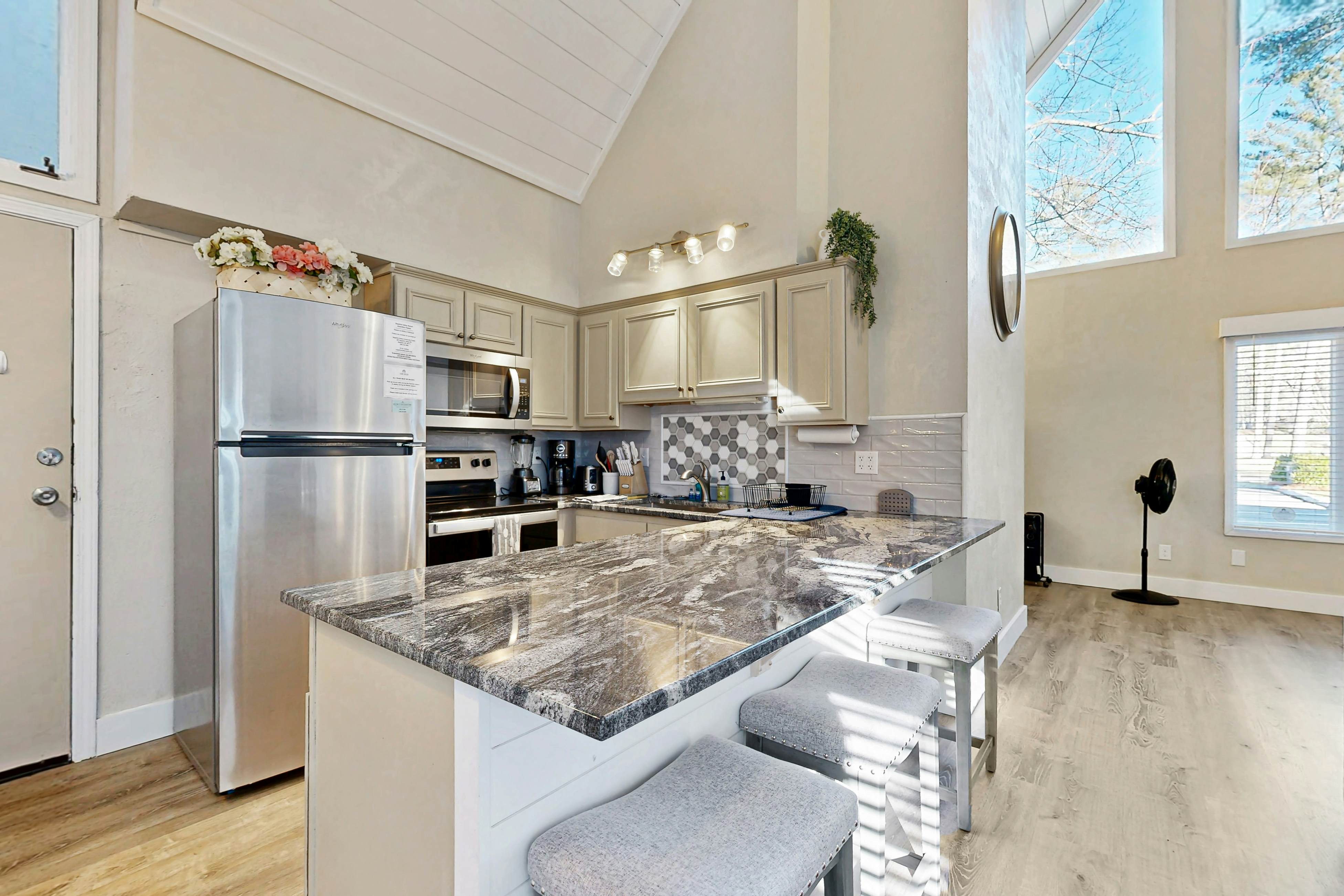 Sapphire Serenity - Studio