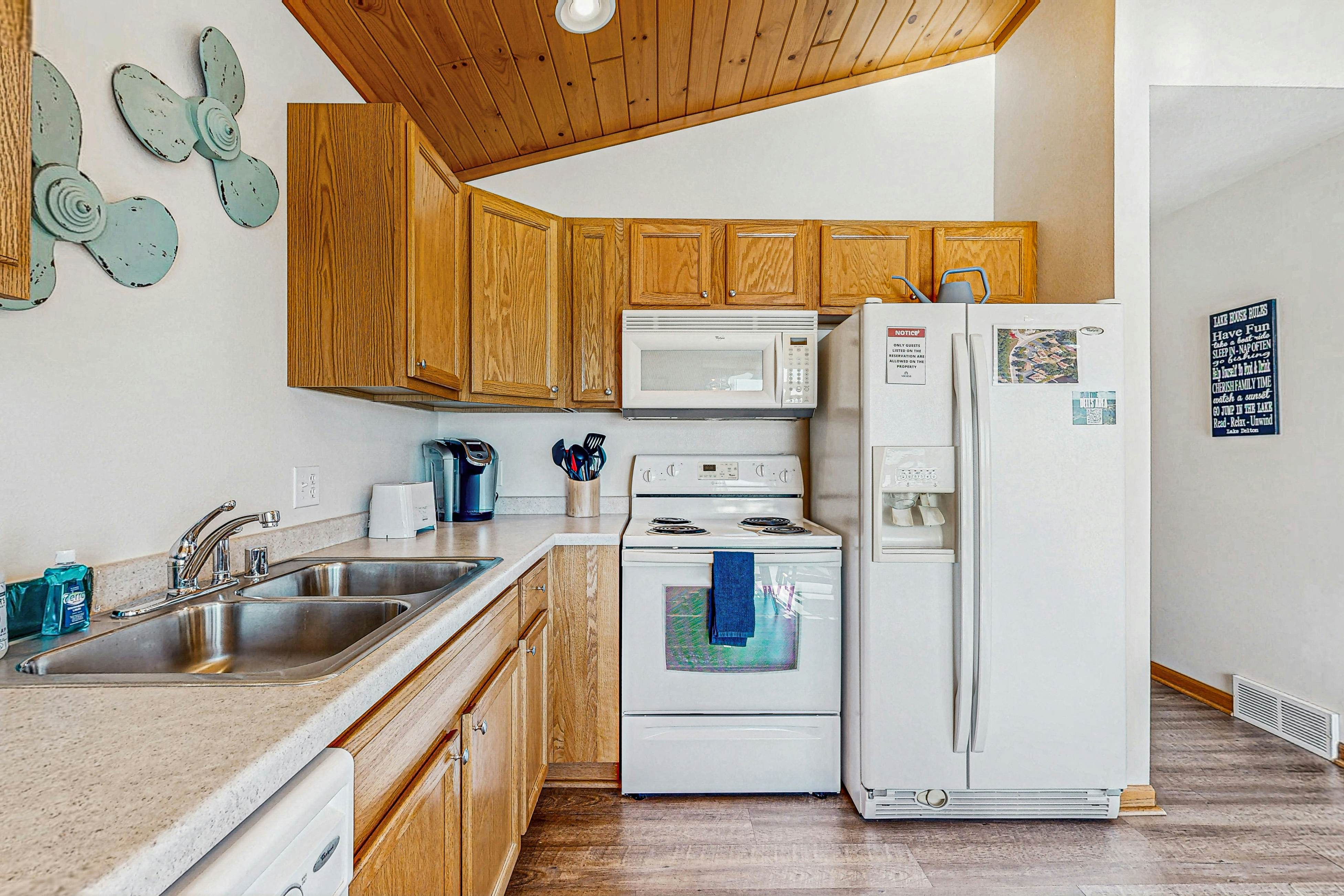 Thunderbird Resort Condo 1040C