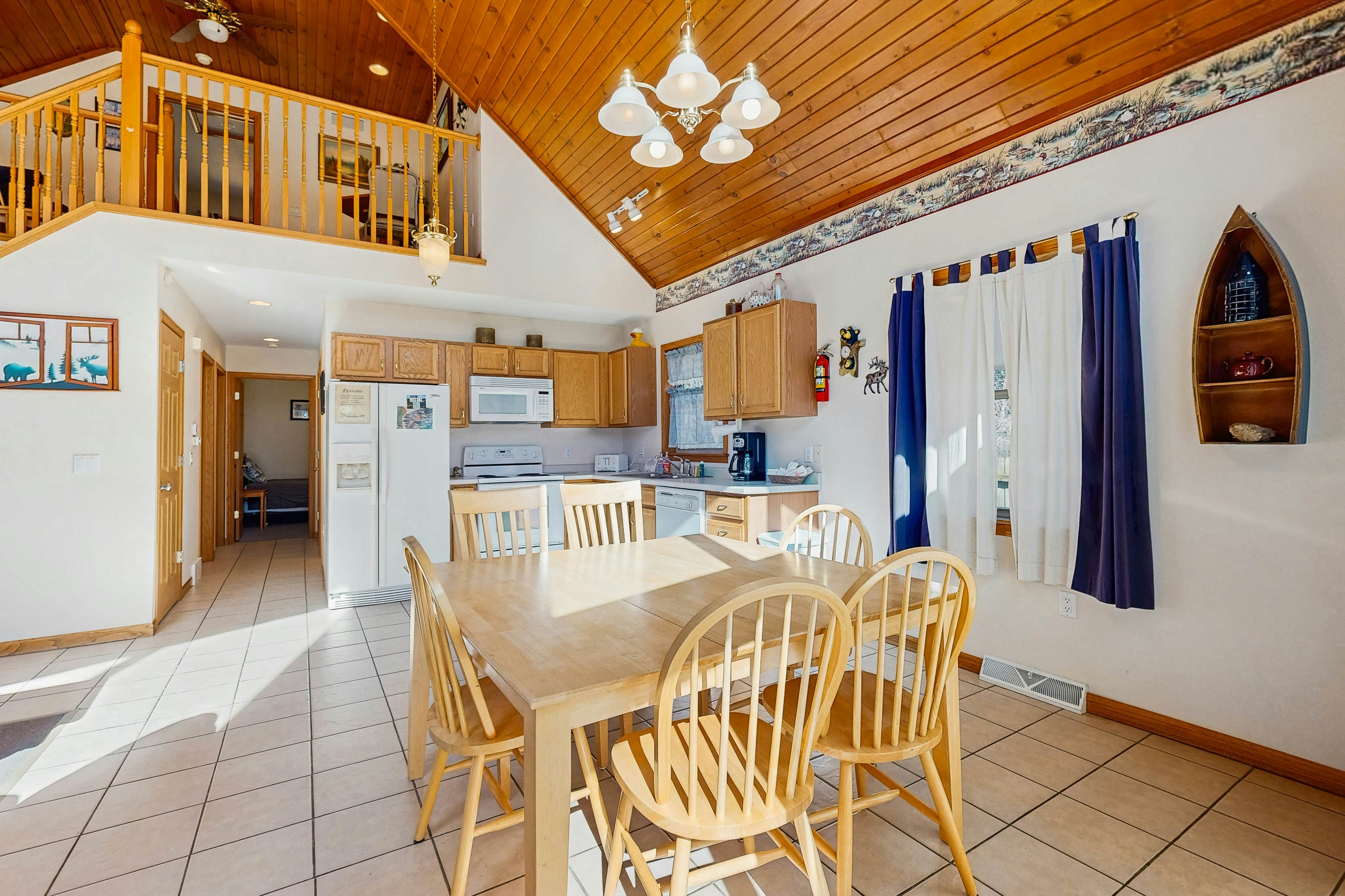 Thunderbird Resort Condo 1050C