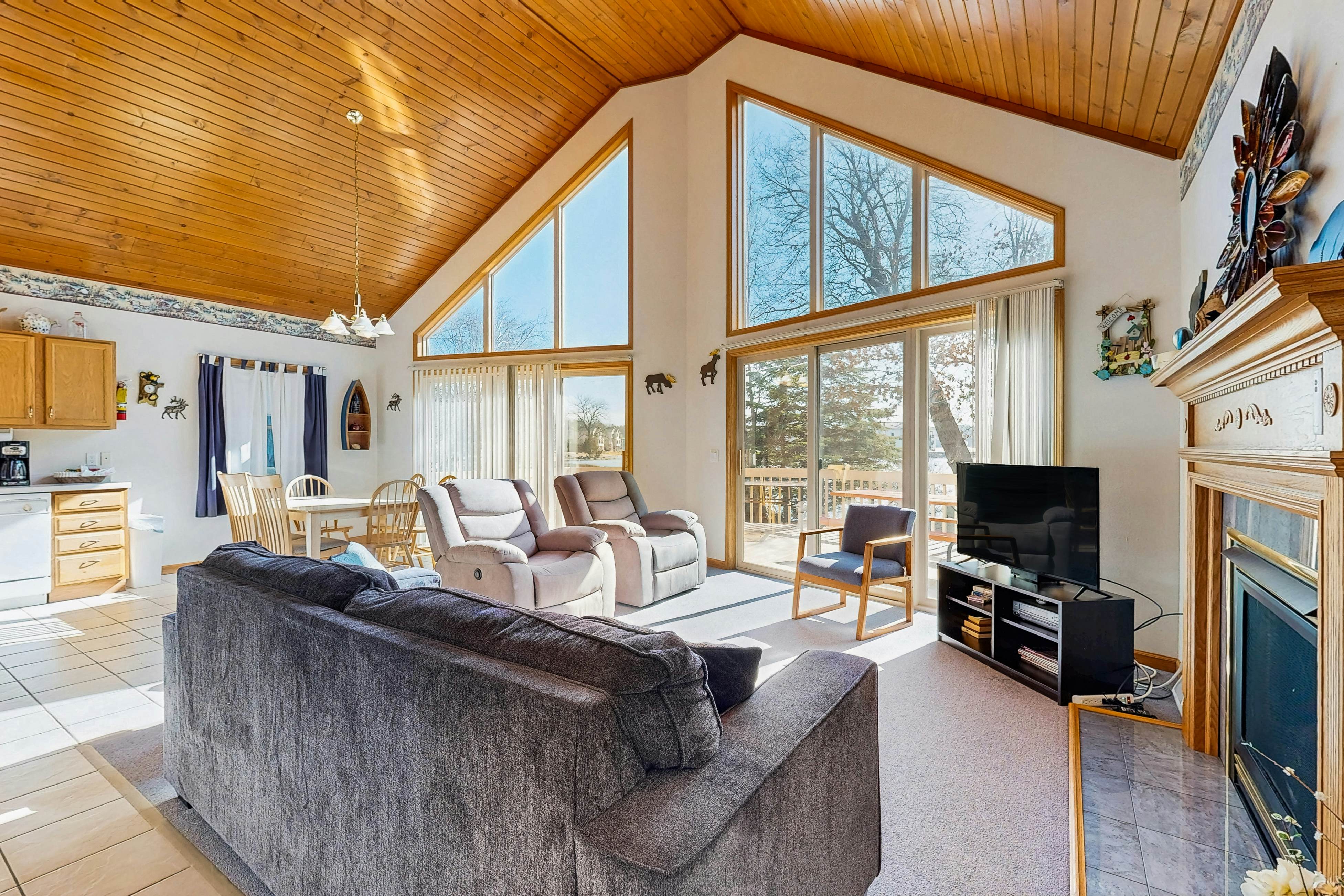 Thunderbird Resort Condo 1050C