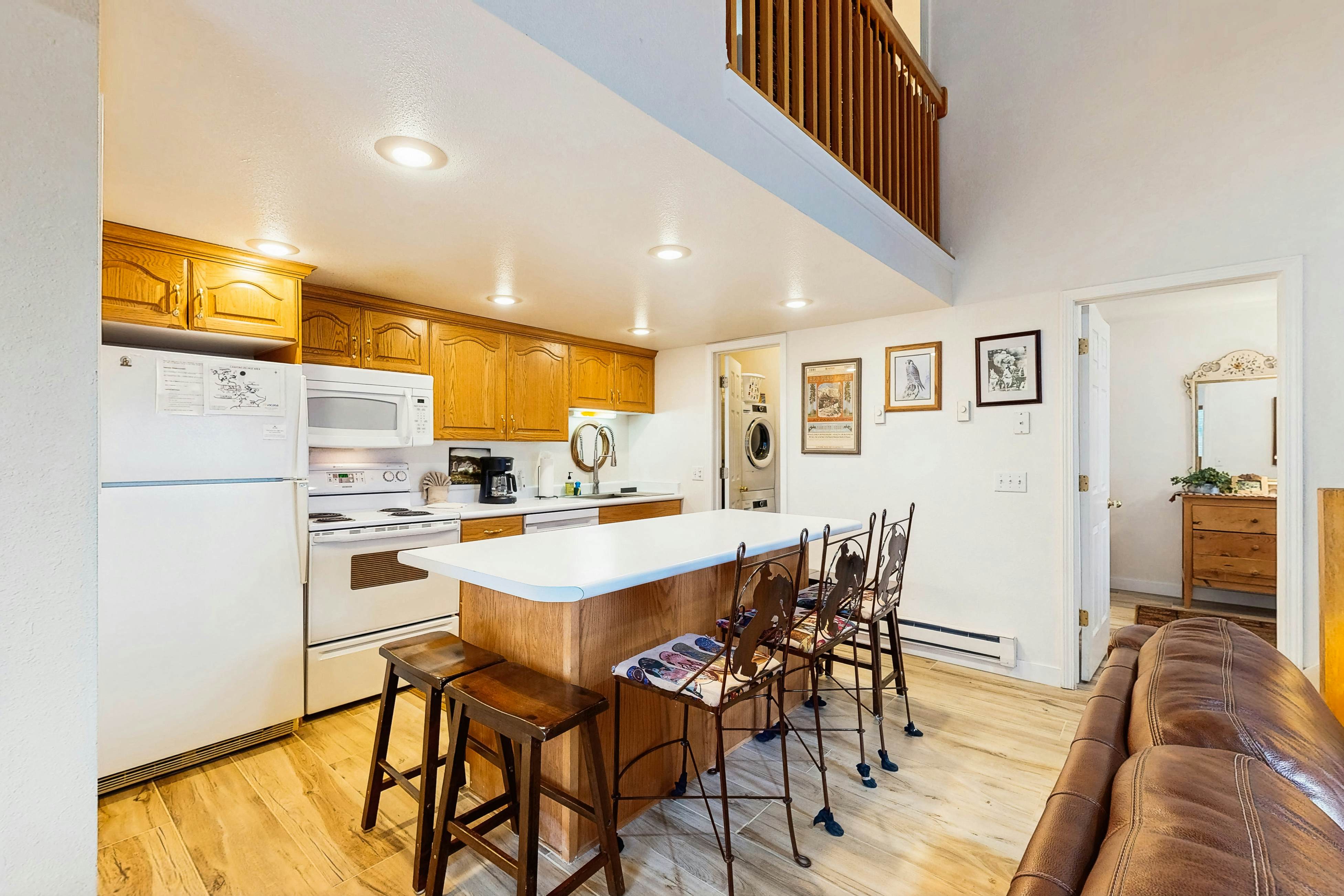 H8 Red Pine Paradise Loft at Canyons Village