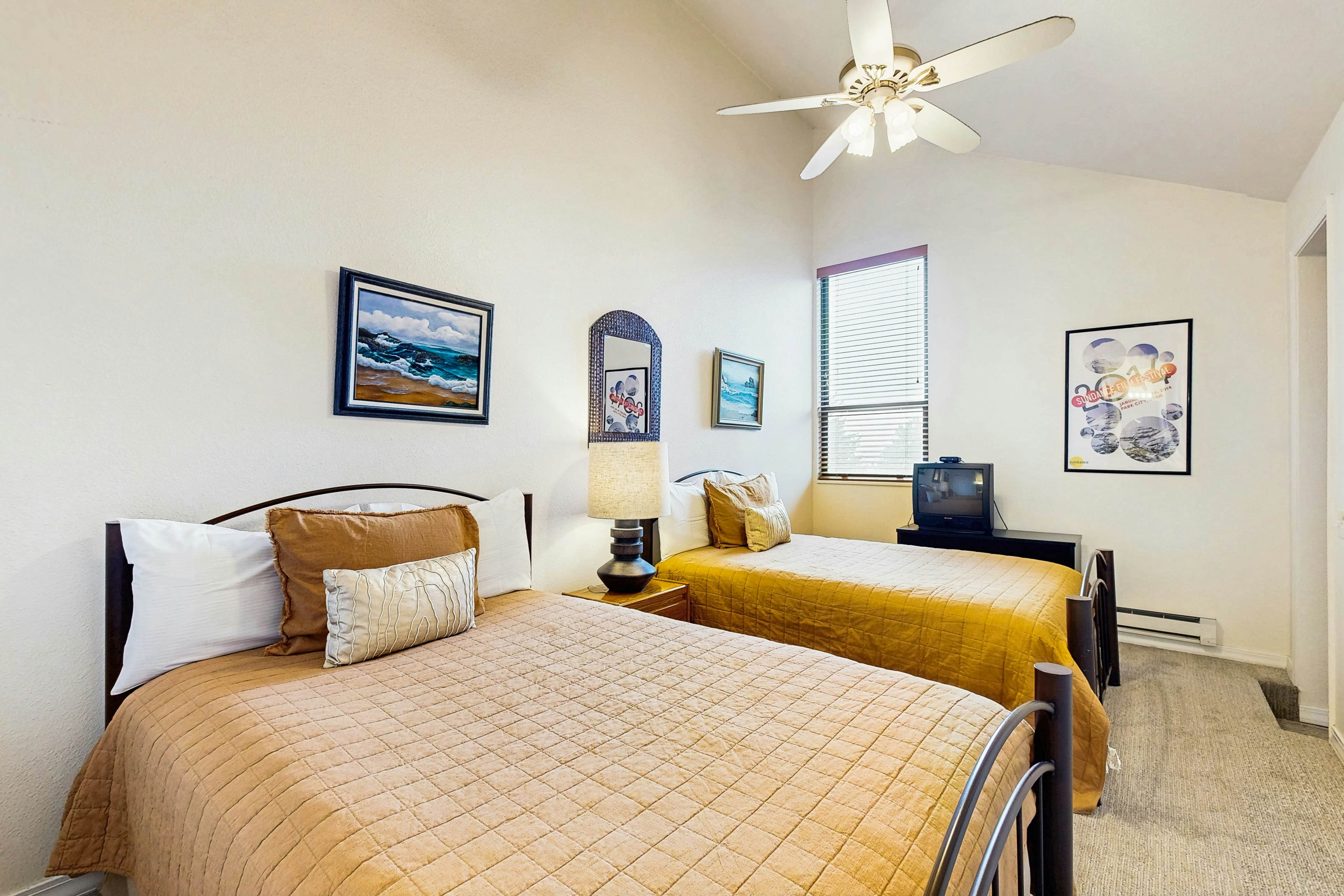 H8 Red Pine Paradise Loft at Canyons Village