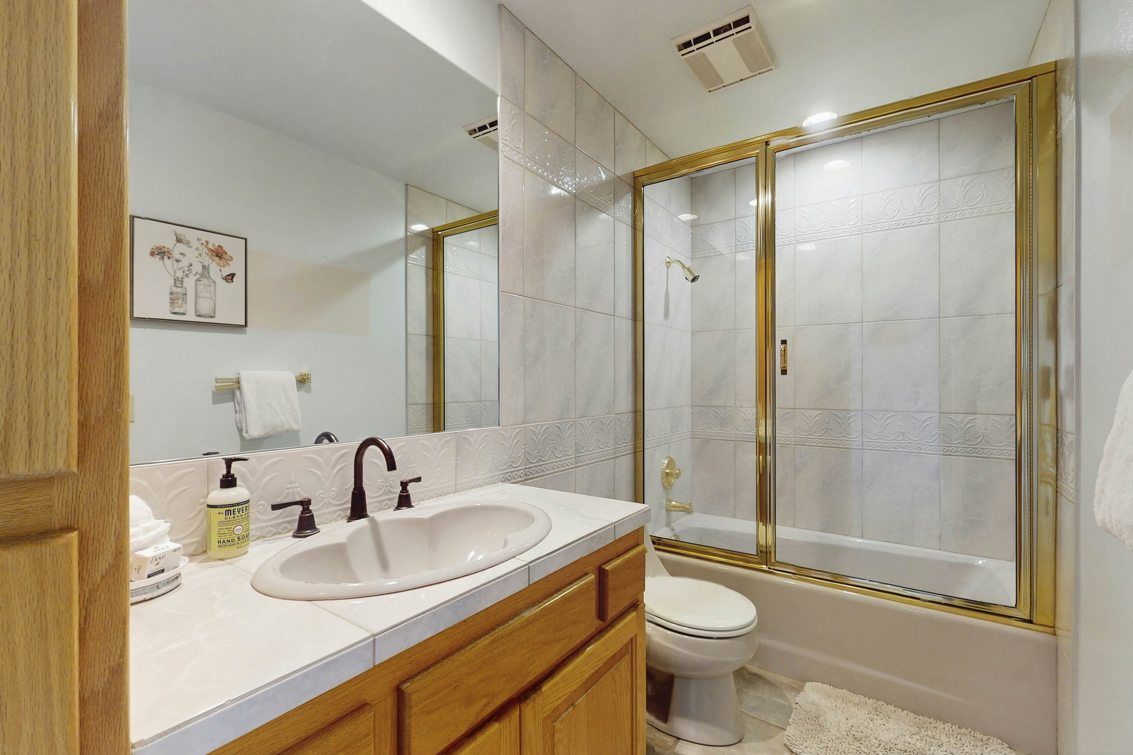 Camano Island Waterfront Modern Splendor