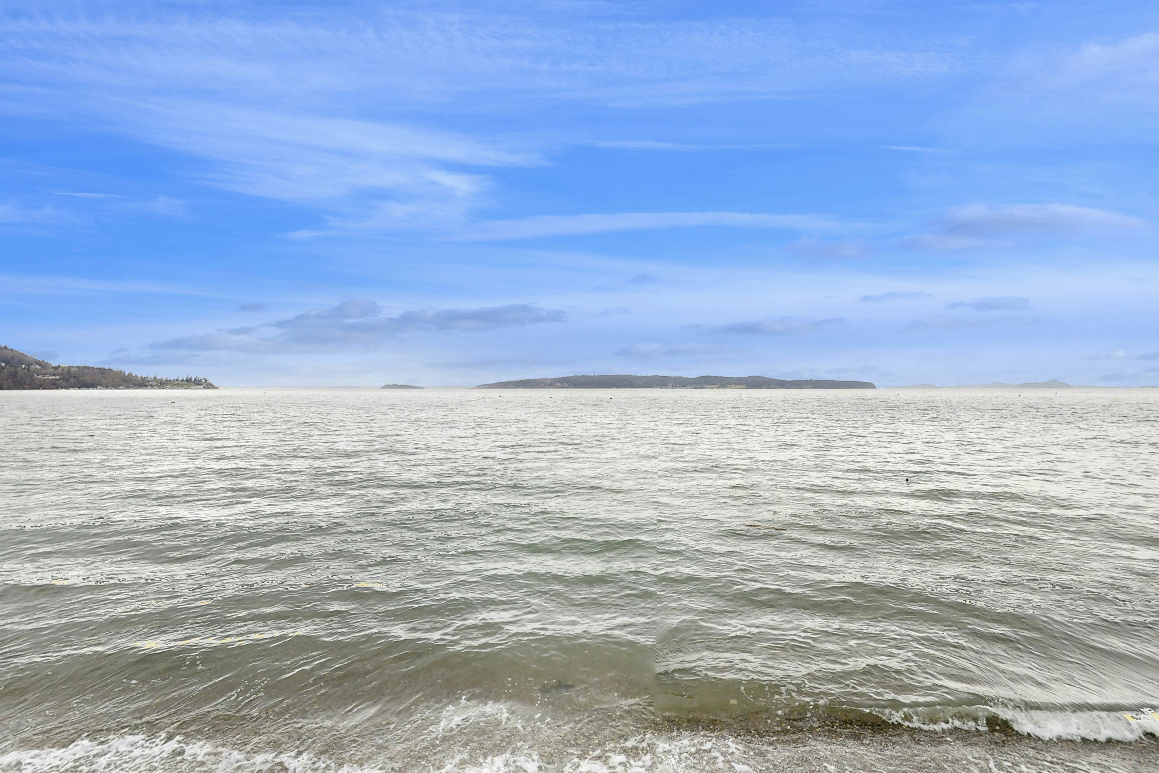 Camano Island Waterfront Modern Splendor