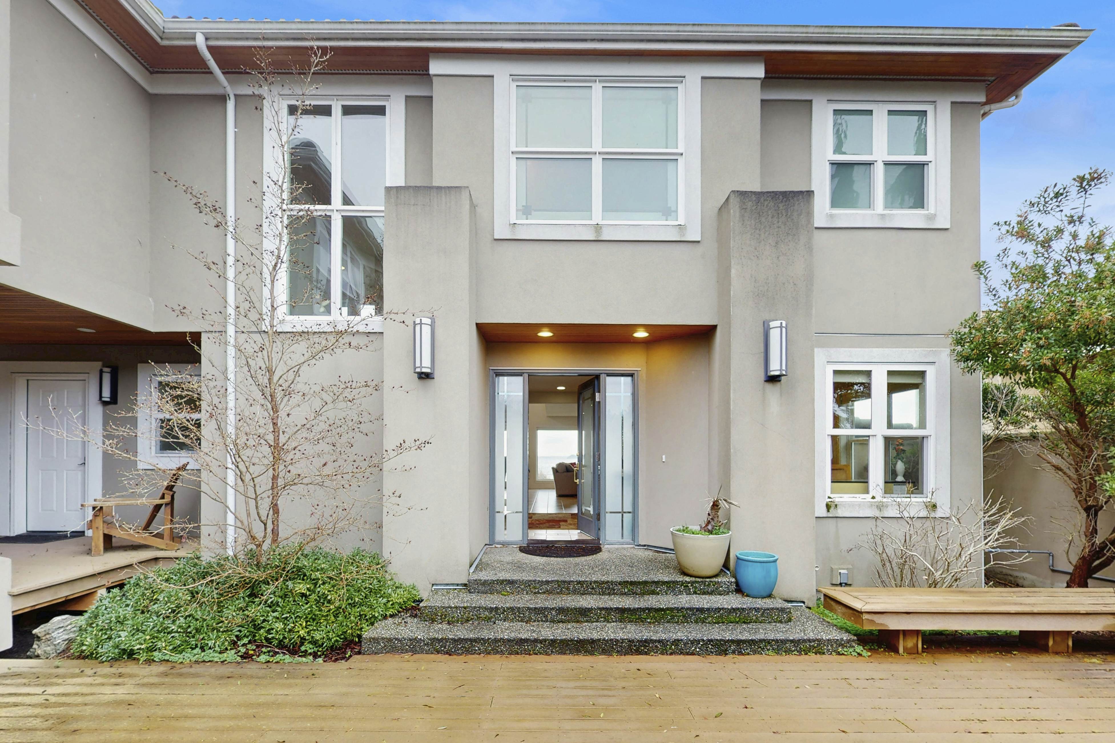 Camano Island Waterfront Modern Splendor