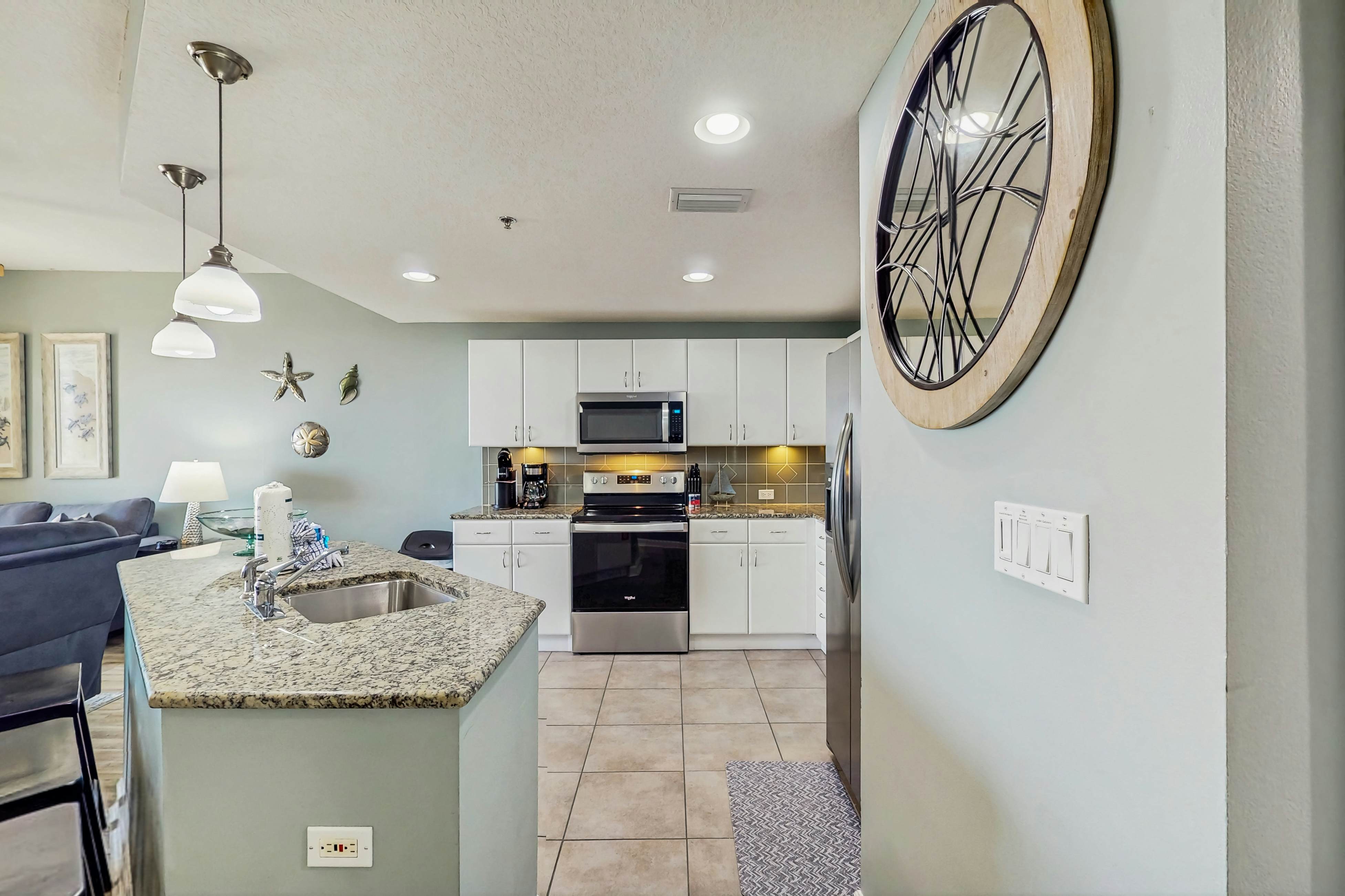 Grand Panama Tower 2-703