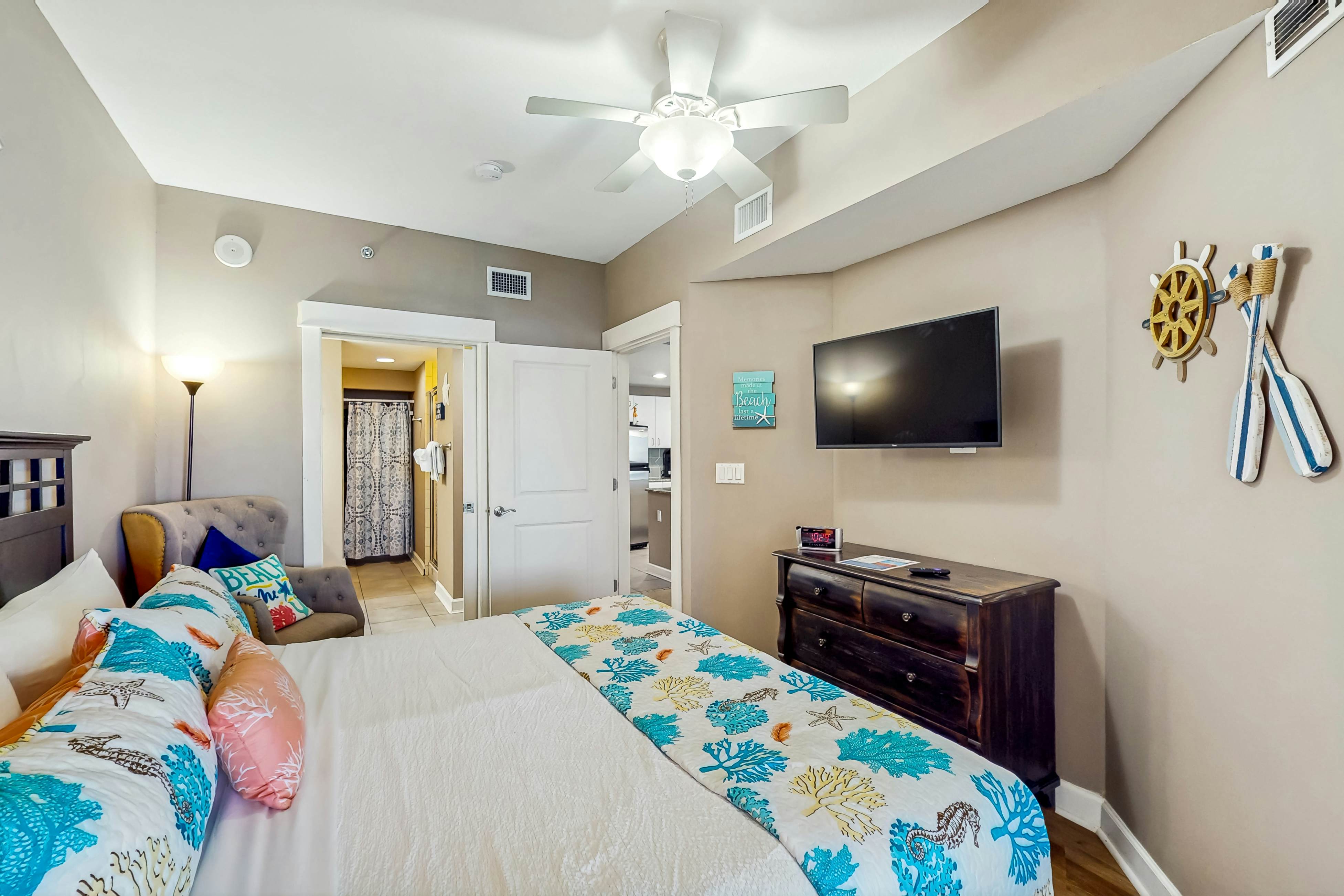 Grand Panama Tower 1-1403