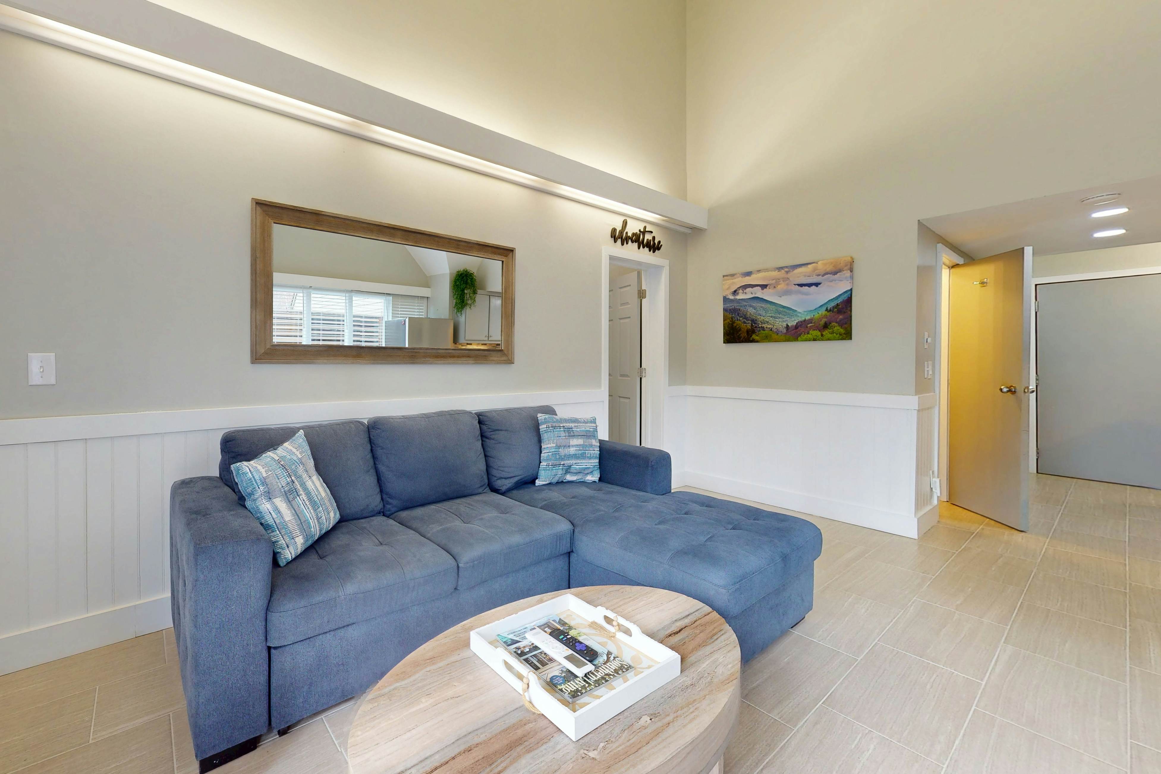 Sapphire Serenity - 1 BR