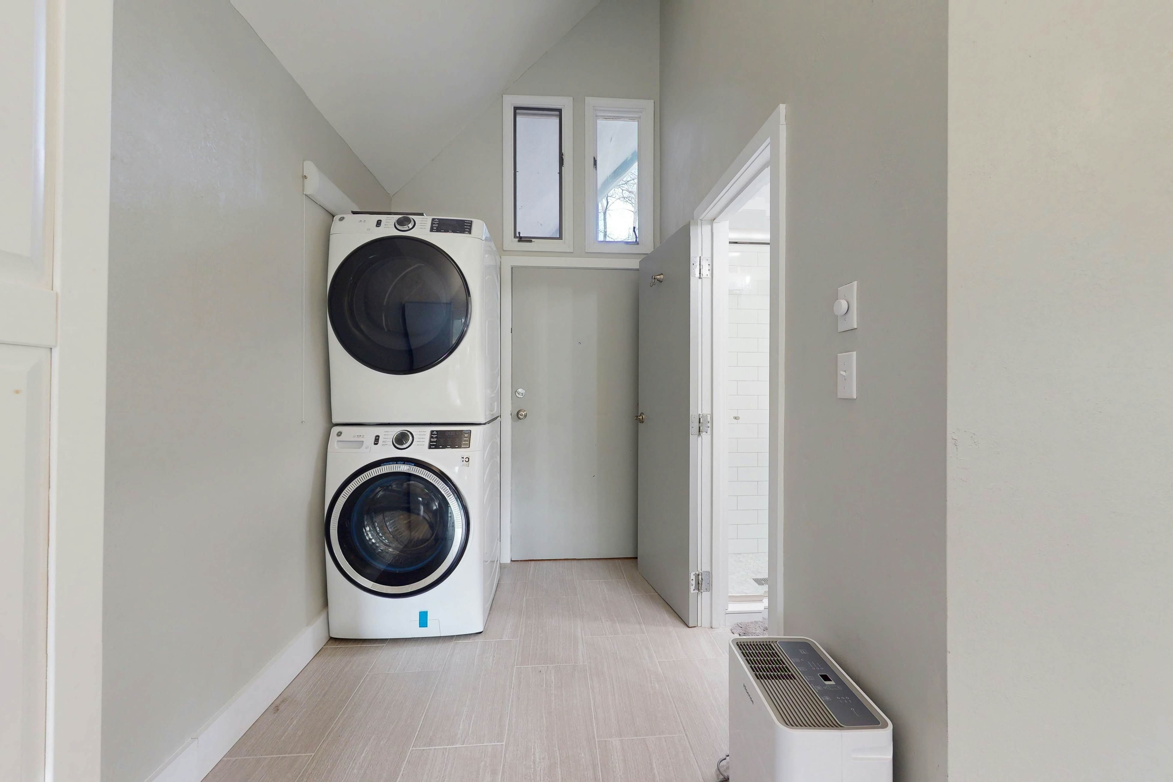 Sapphire Serenity - 1 BR