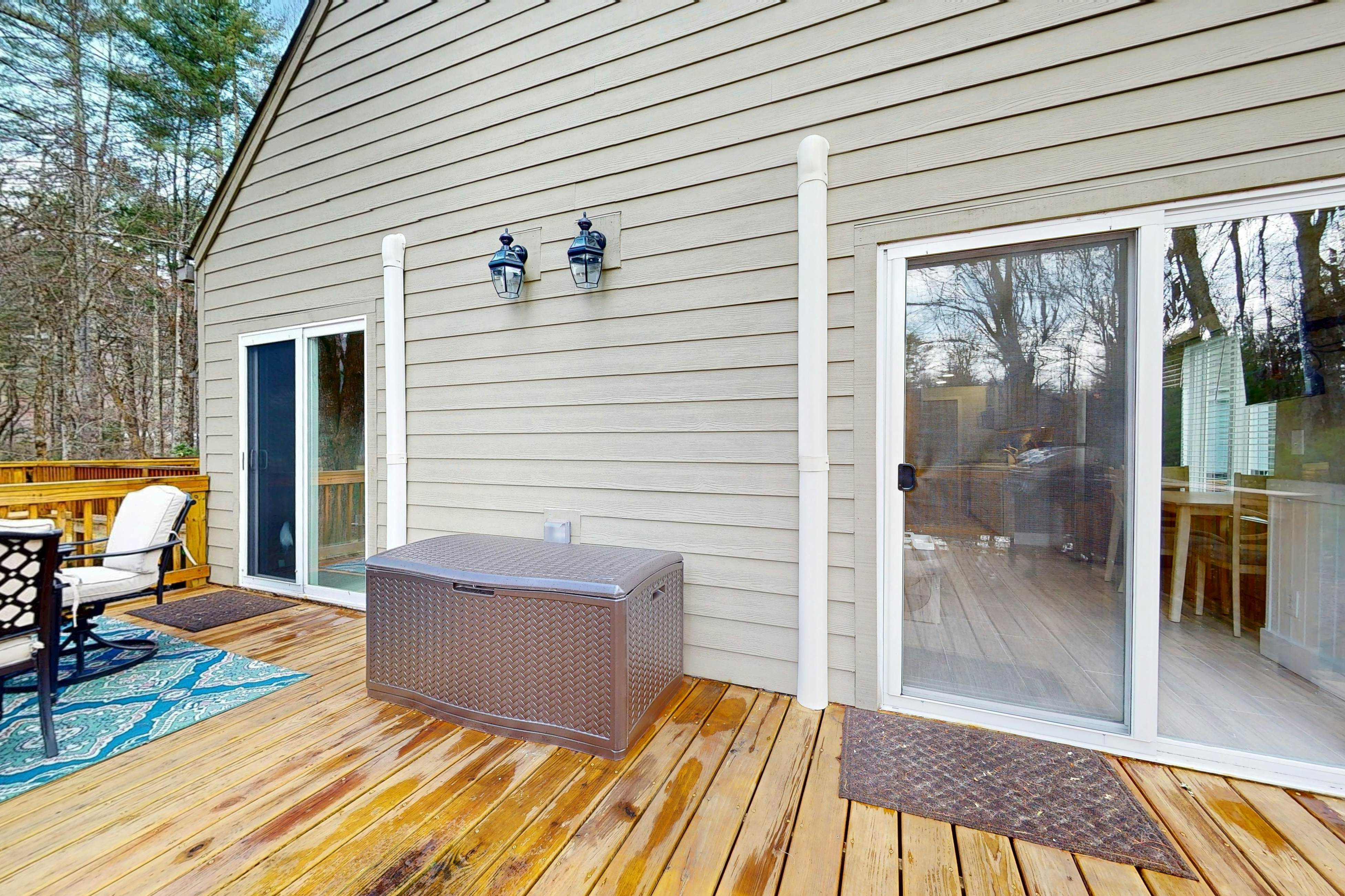 Sapphire Serenity - 1 BR