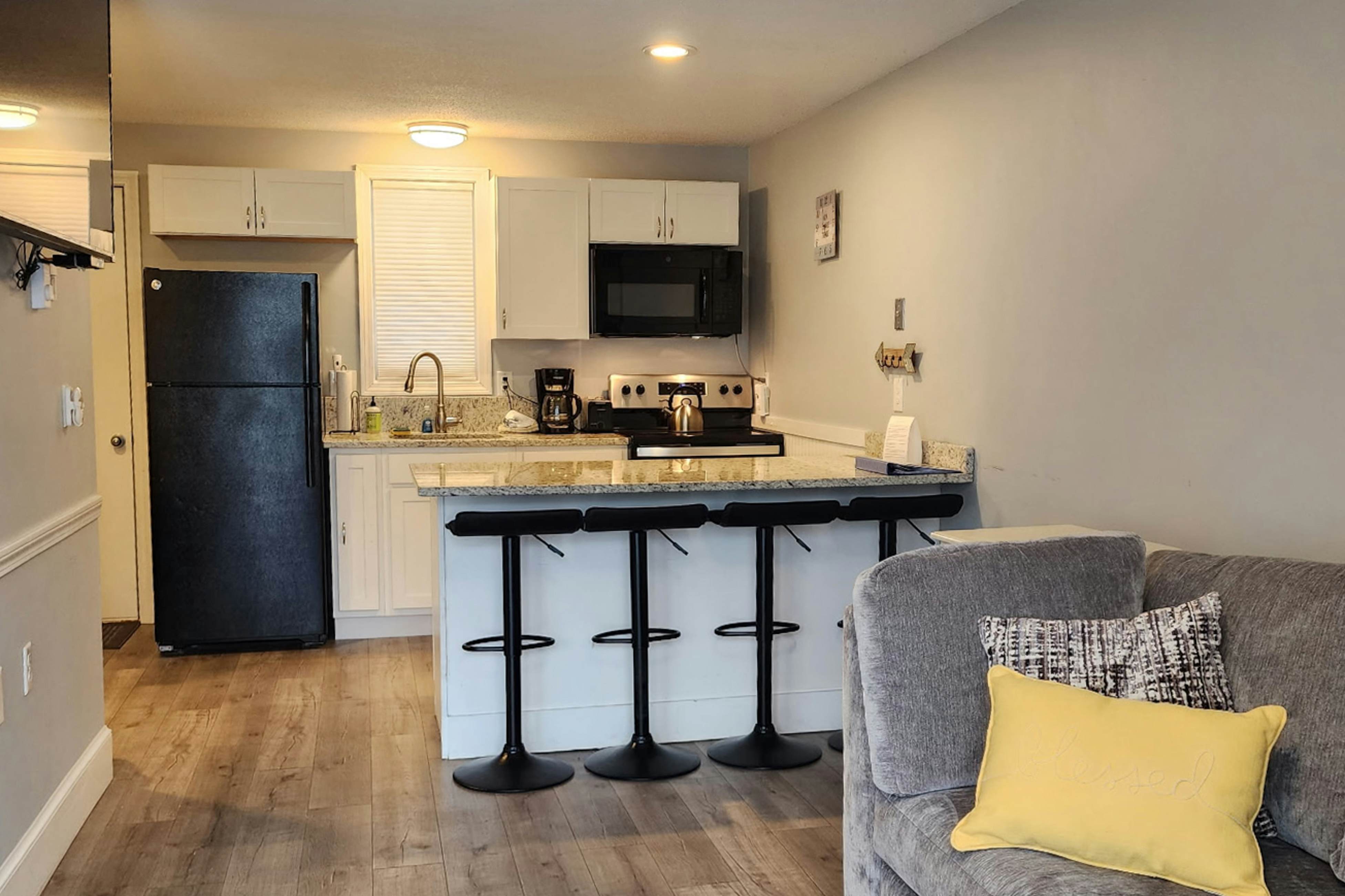 Misty Harbor Resort - Unit 210