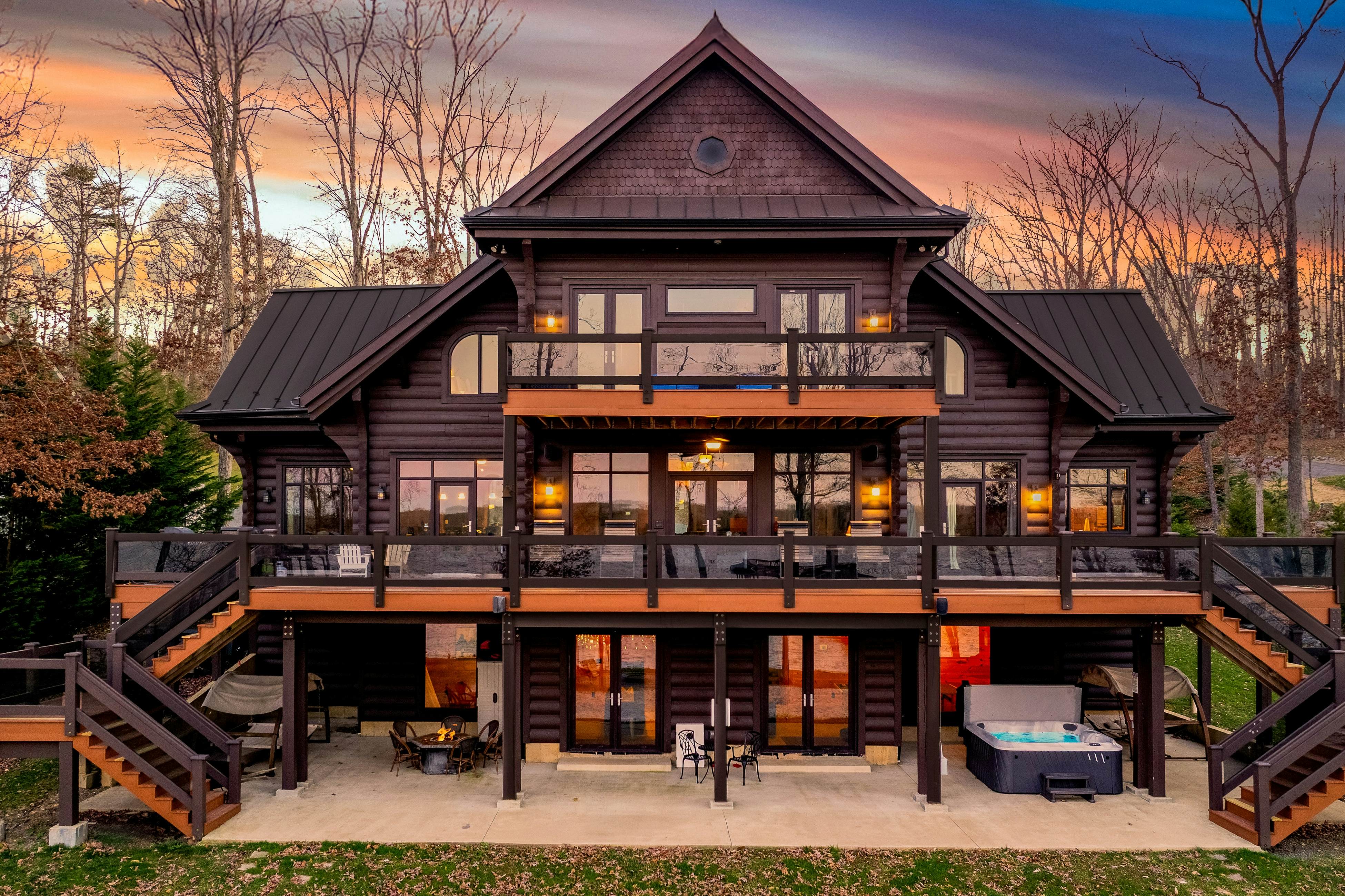 Lakefront Loggin' Off