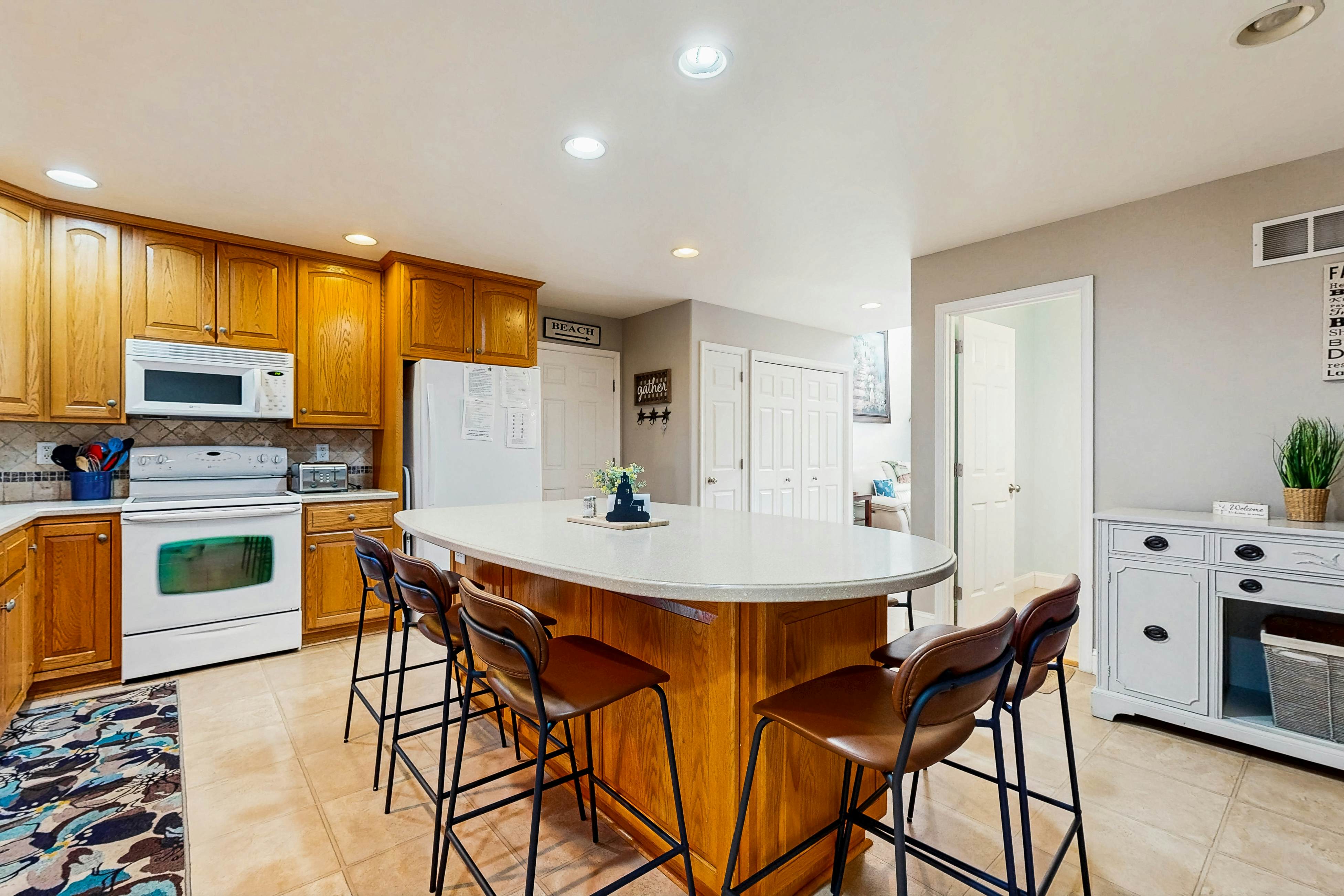 Angola By The Bay - 23730 Elmwood Ave E