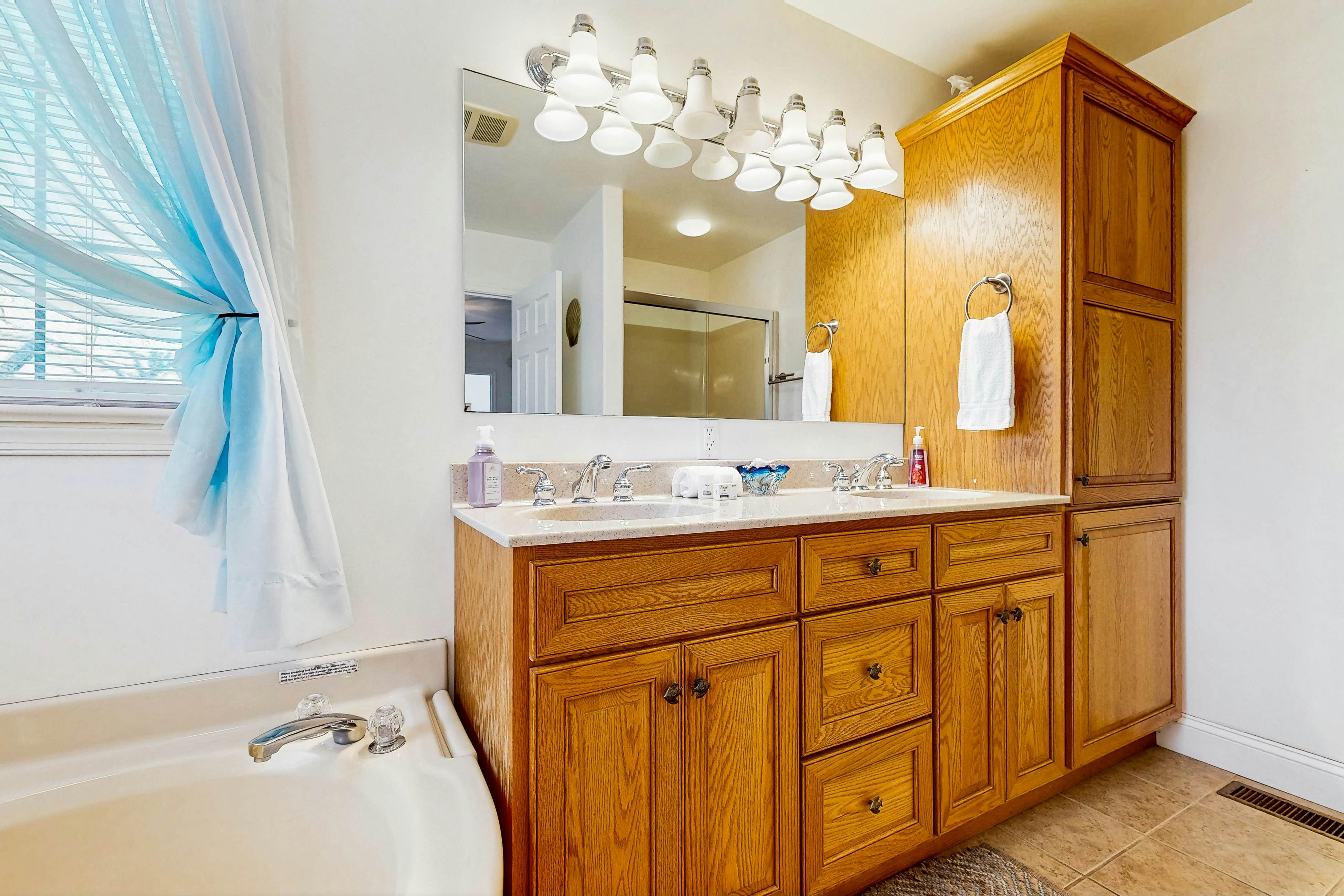 Angola By The Bay - 23730 Elmwood Ave E