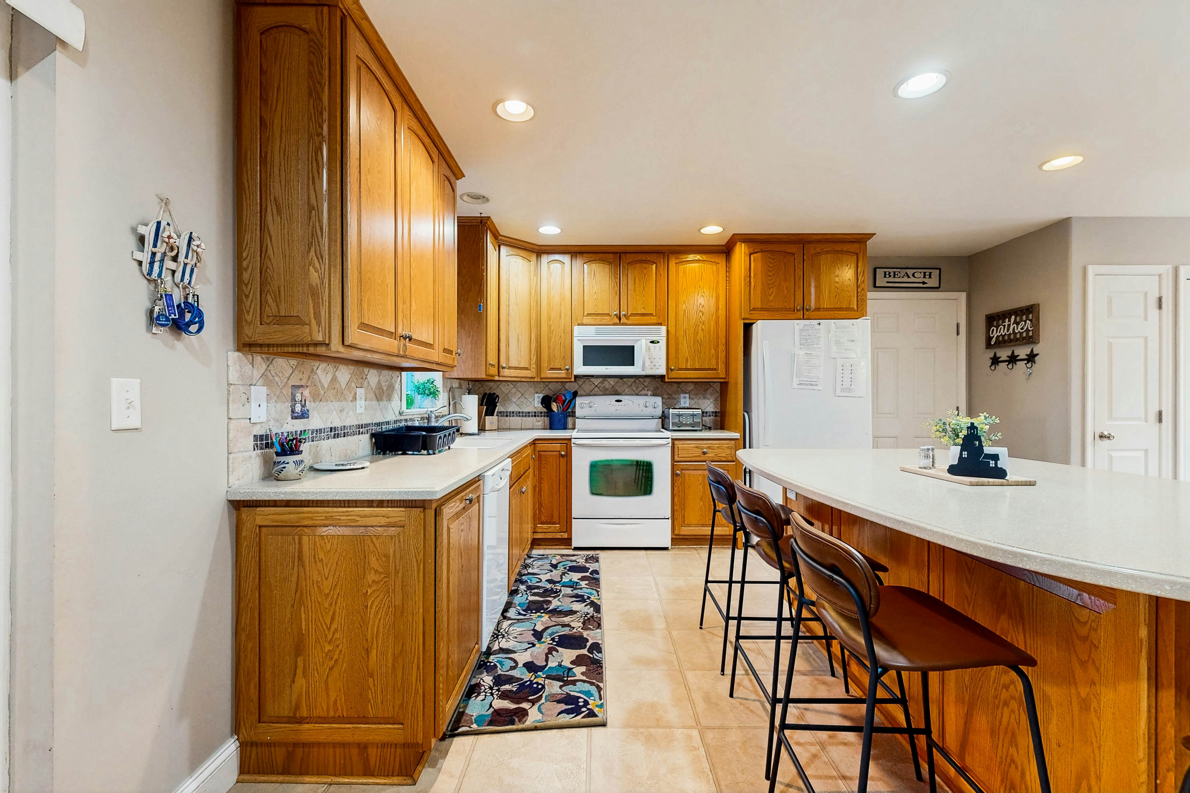 Angola By The Bay - 23730 Elmwood Ave E