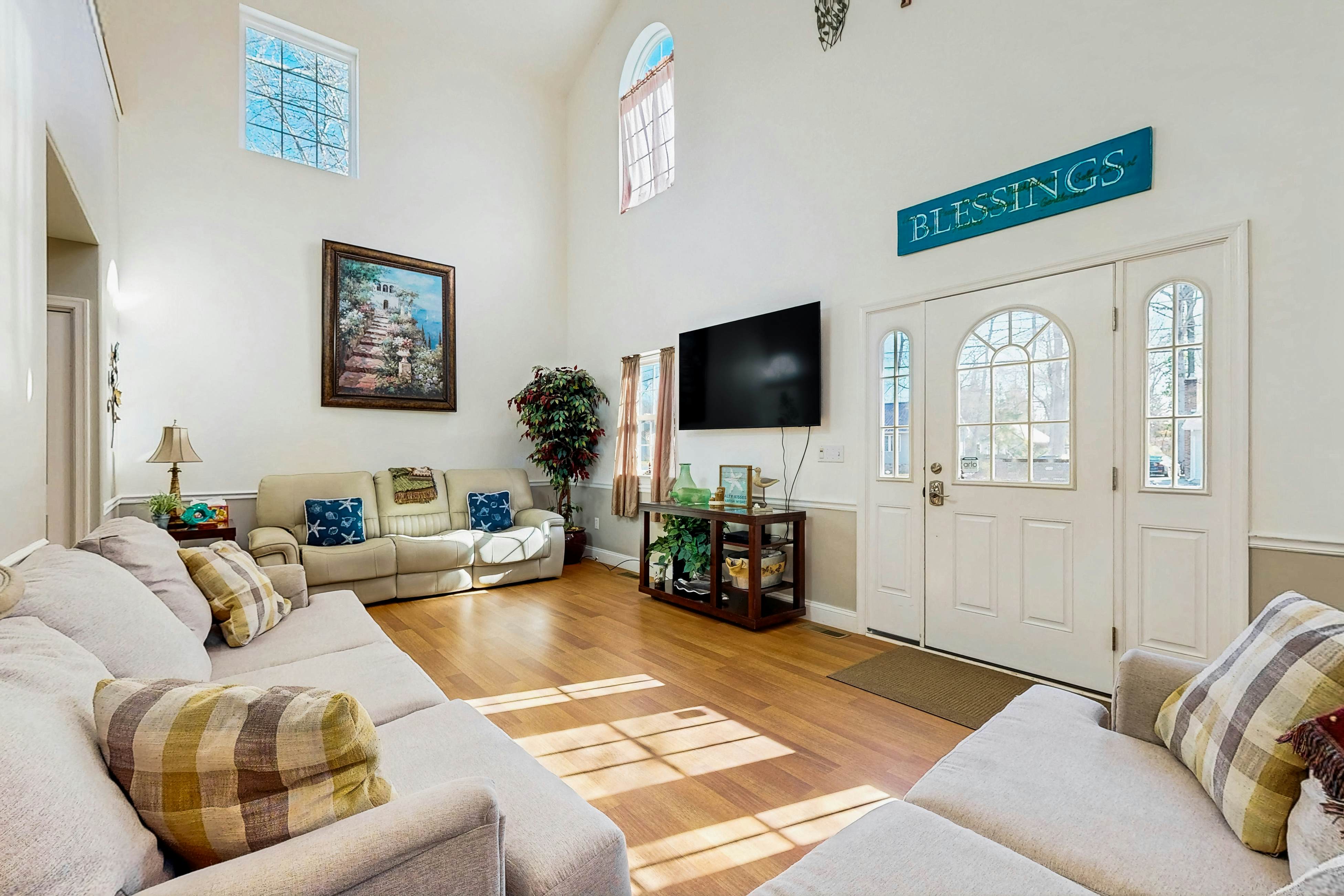 Angola By The Bay - 23730 Elmwood Ave E