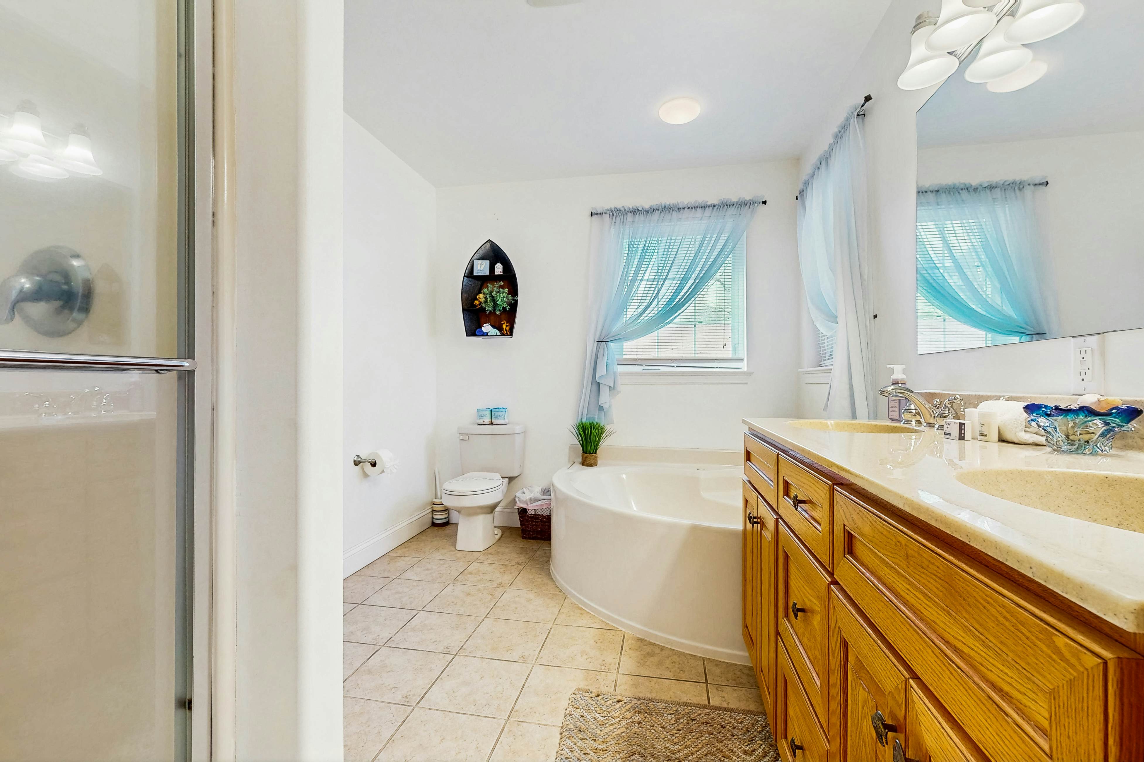 Angola By The Bay - 23730 Elmwood Ave E