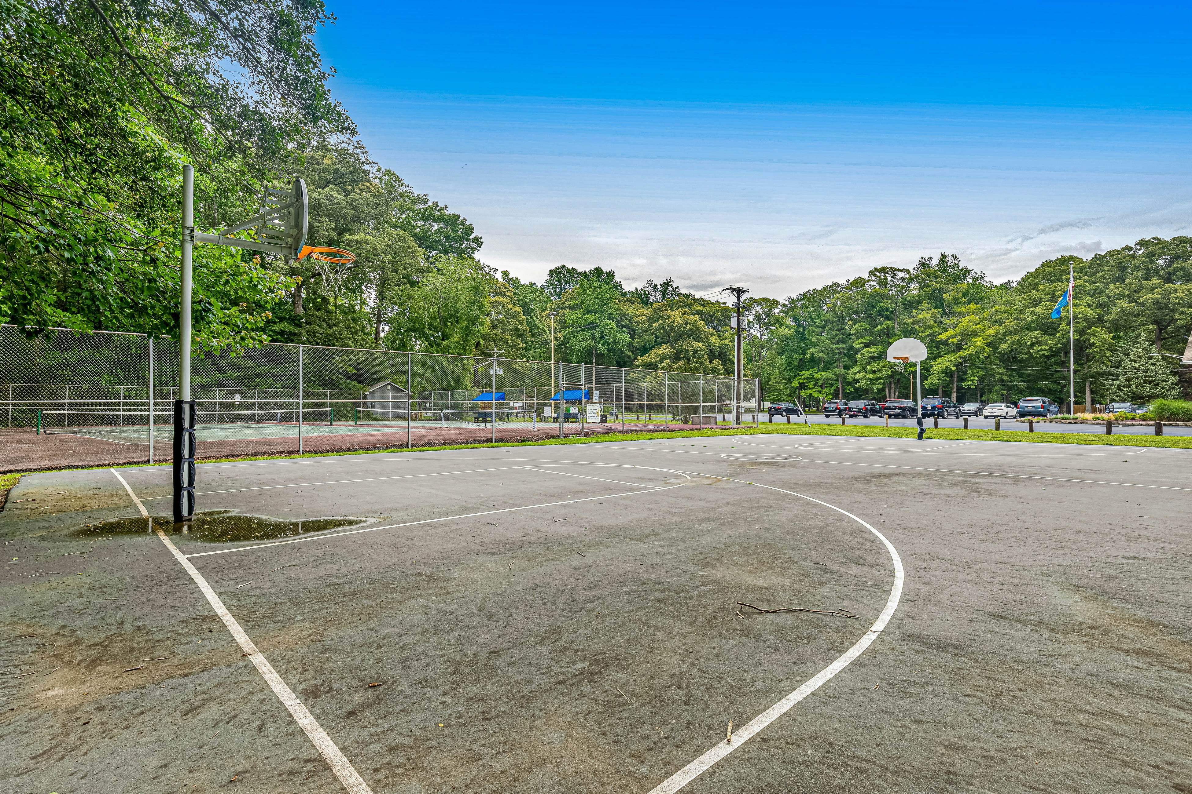 Angola By The Bay - 23730 Elmwood Ave E