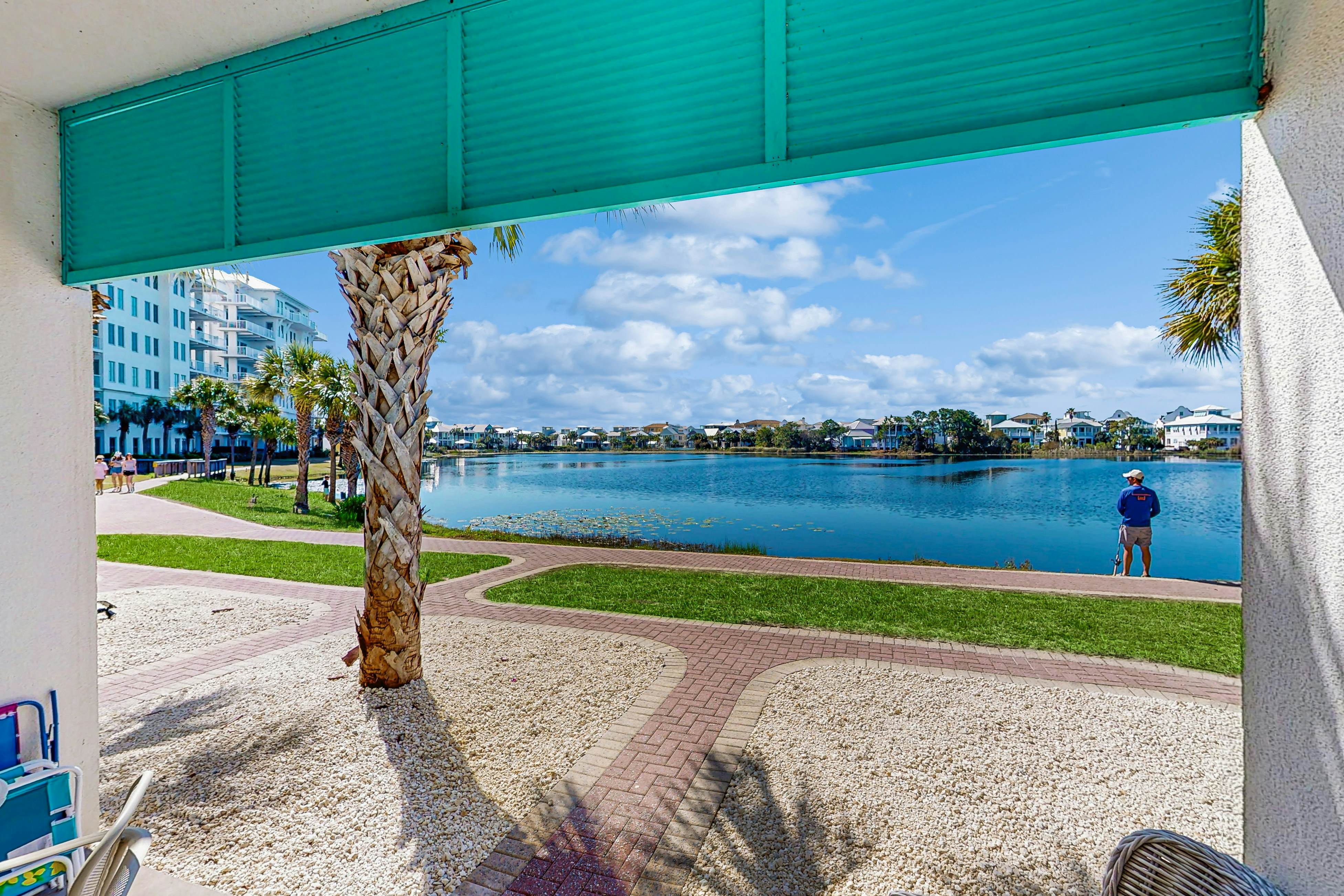 Carillon Beach Inn 102