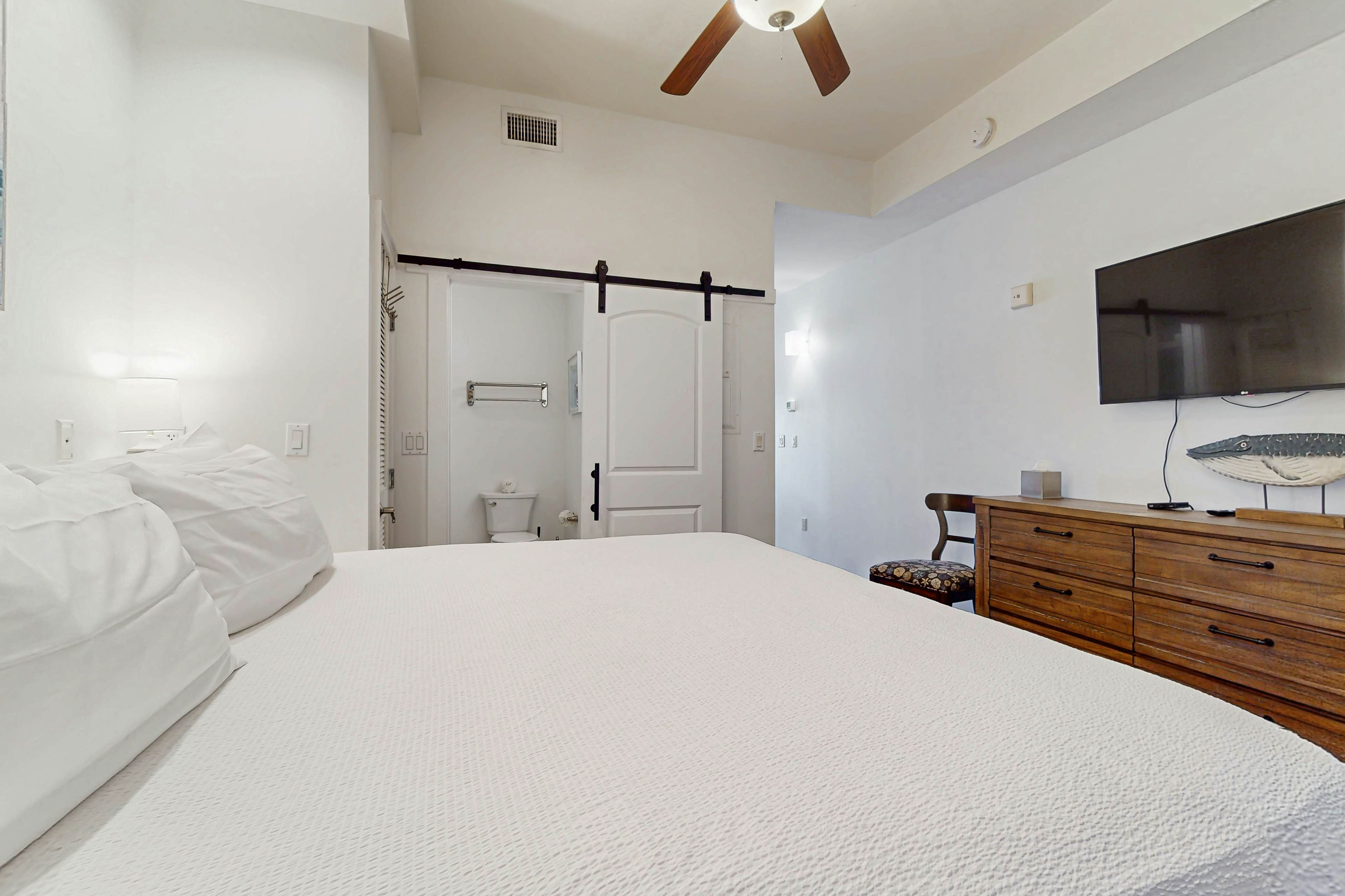 Carillon Beach Inn 102