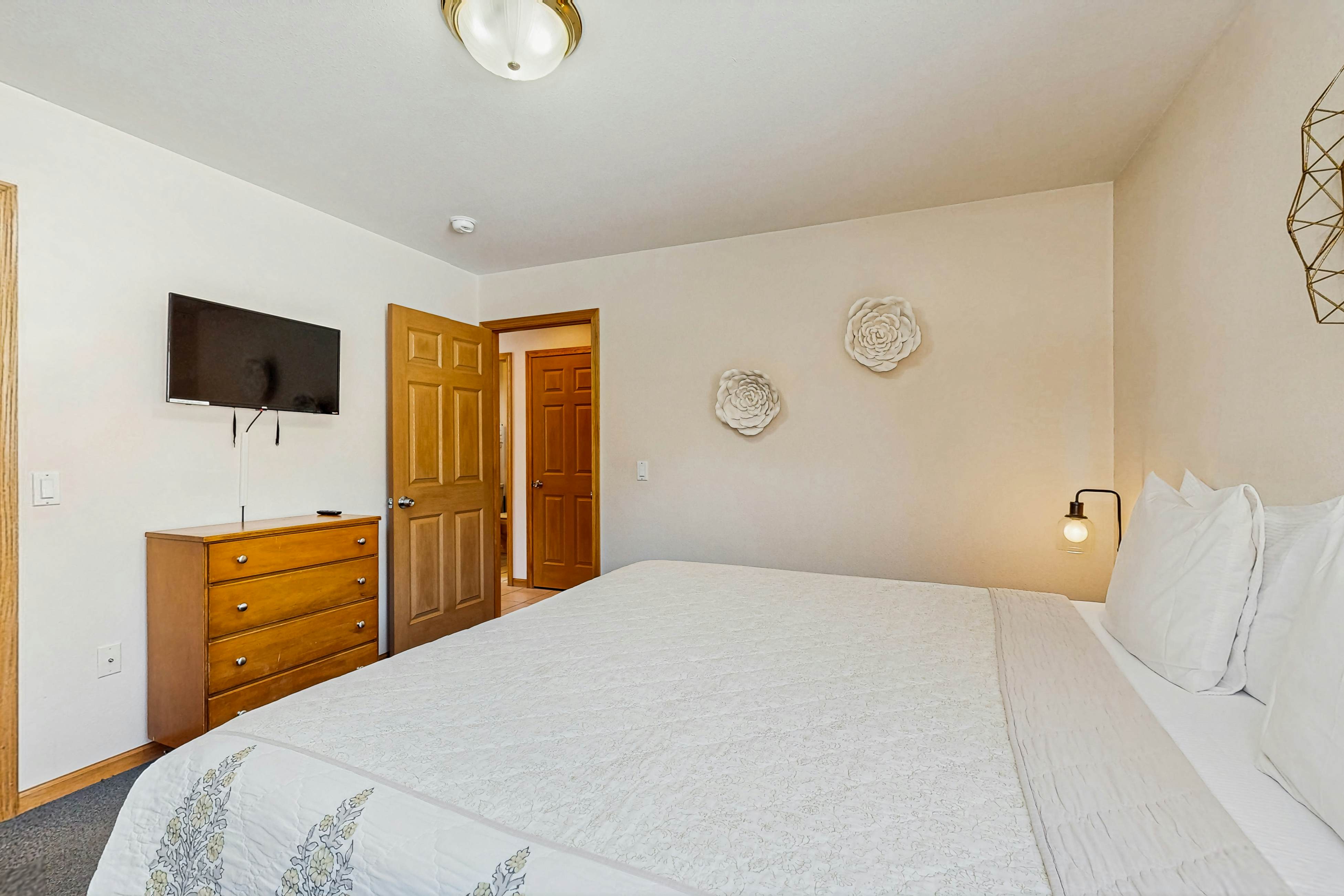 Thunderbird Resort Condo, Unit 1050A