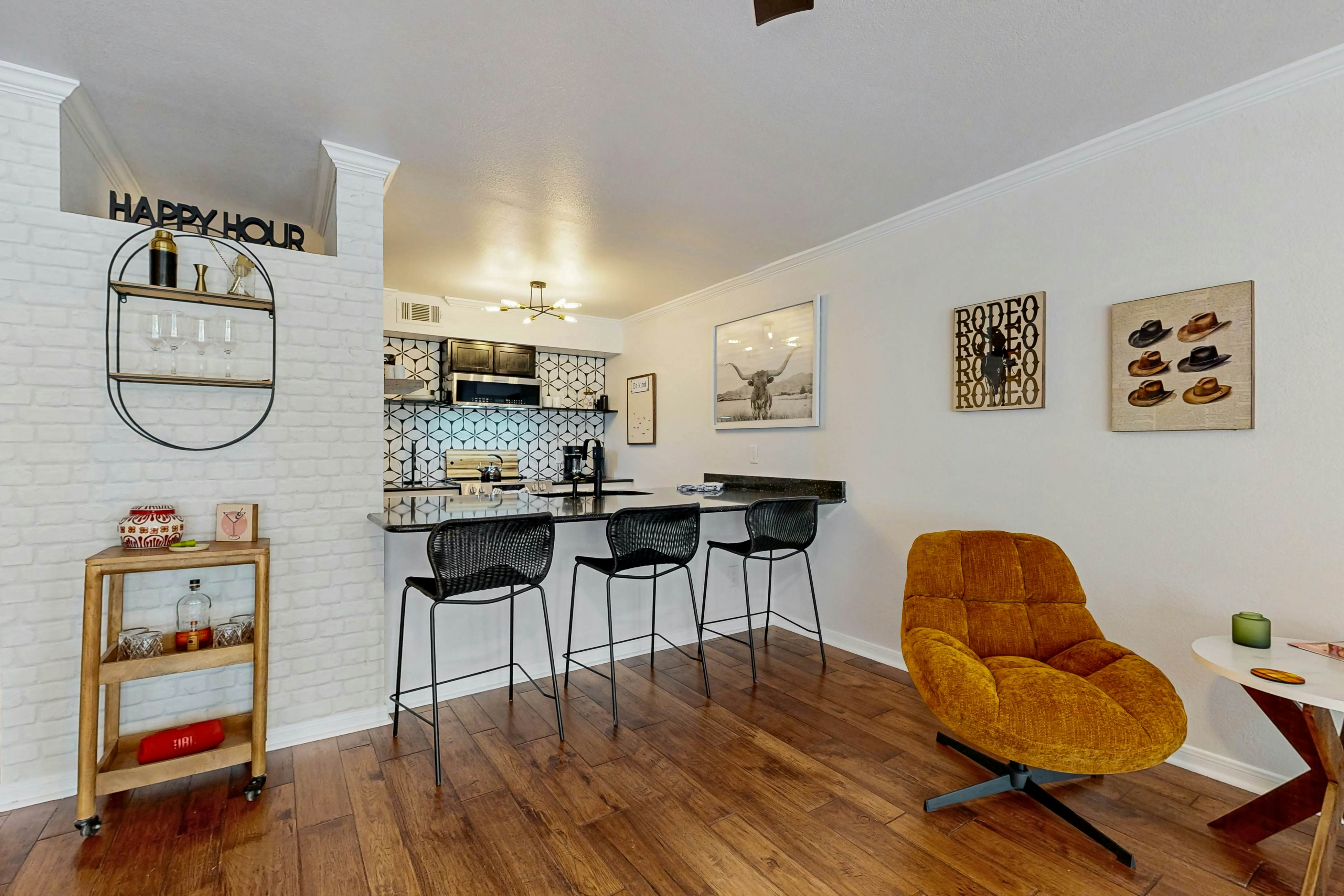 Austin Lakeside Getaway