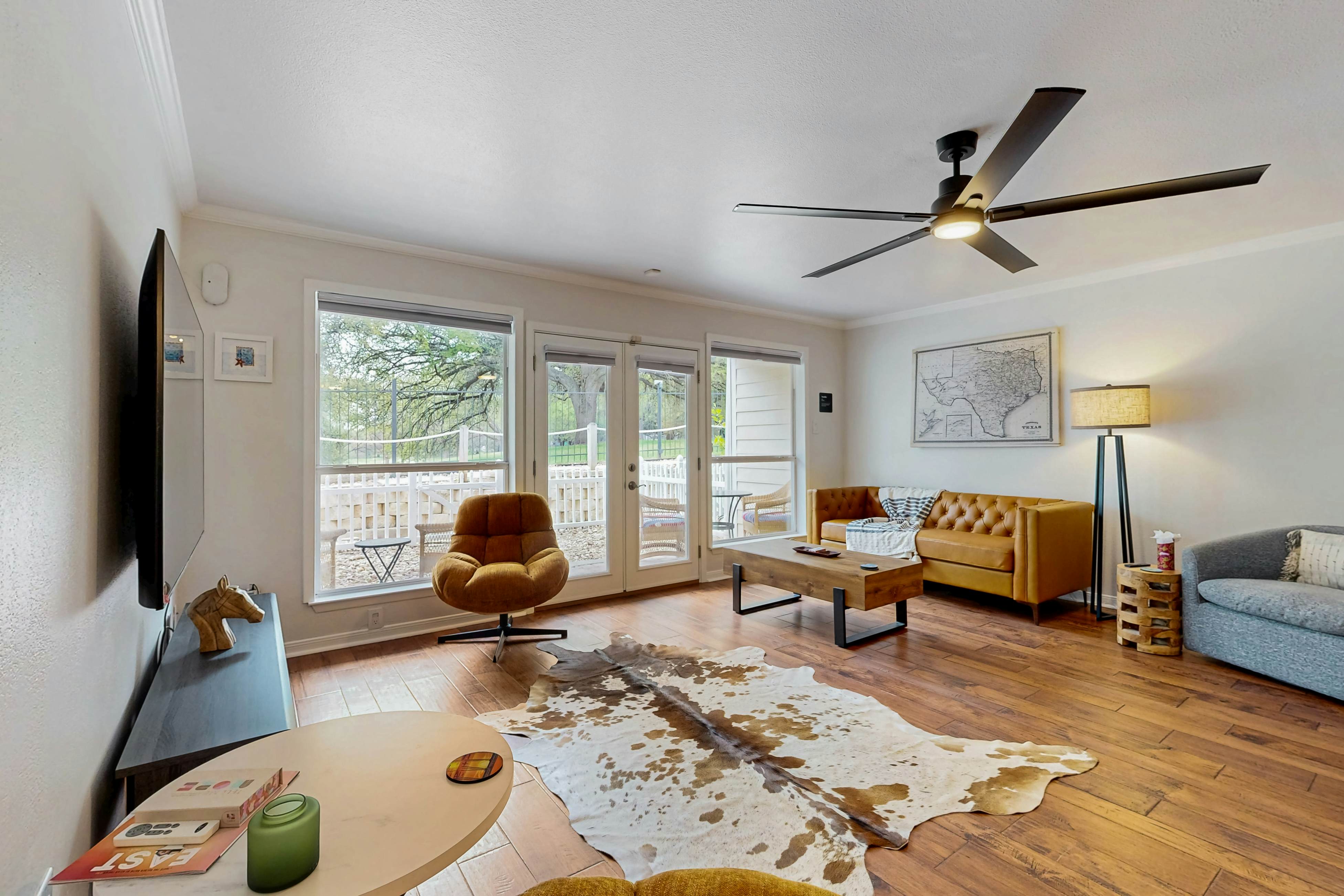 Austin Lakeside Getaway