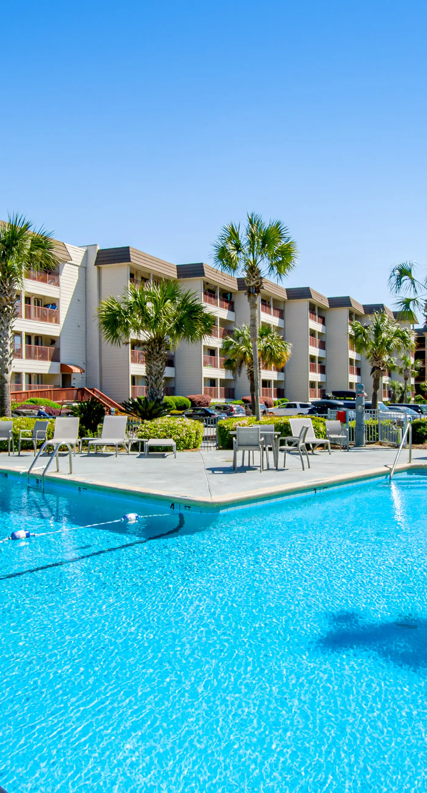 HH Beach & Tennis 322AR