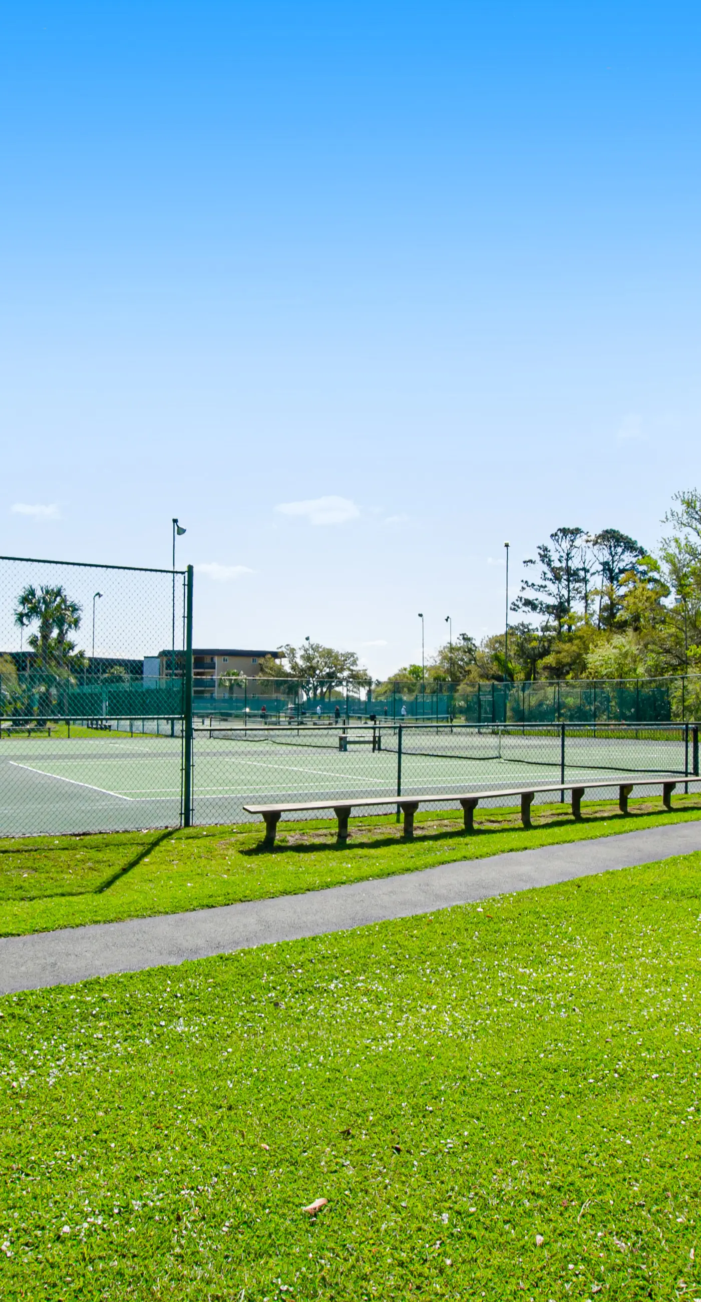 HH Beach & Tennis 322AR