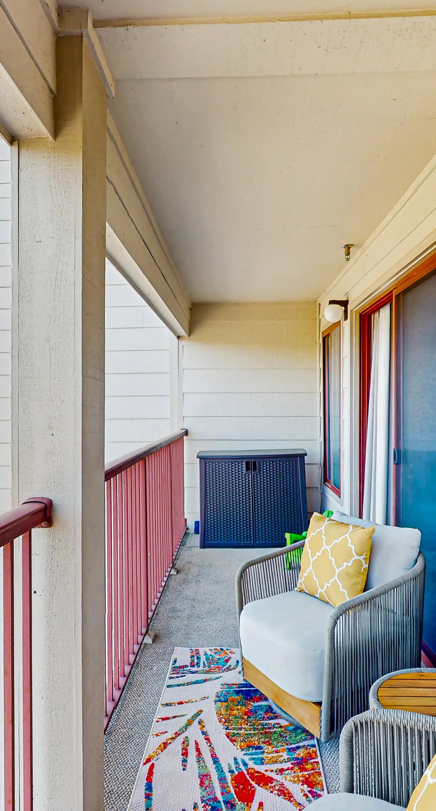 HH Beach & Tennis 322AR