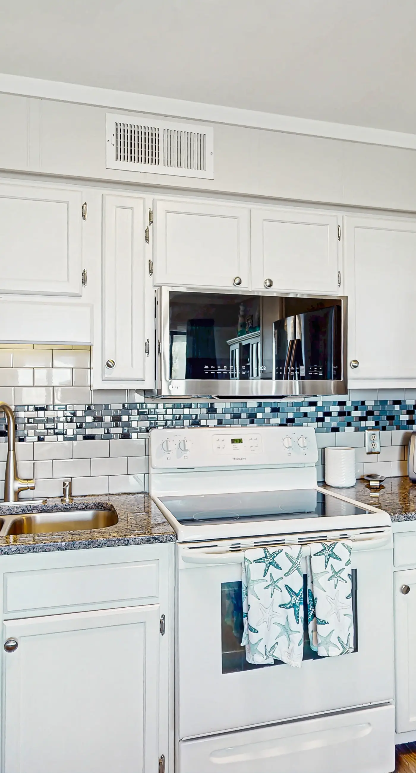 HH Beach & Tennis 322AR