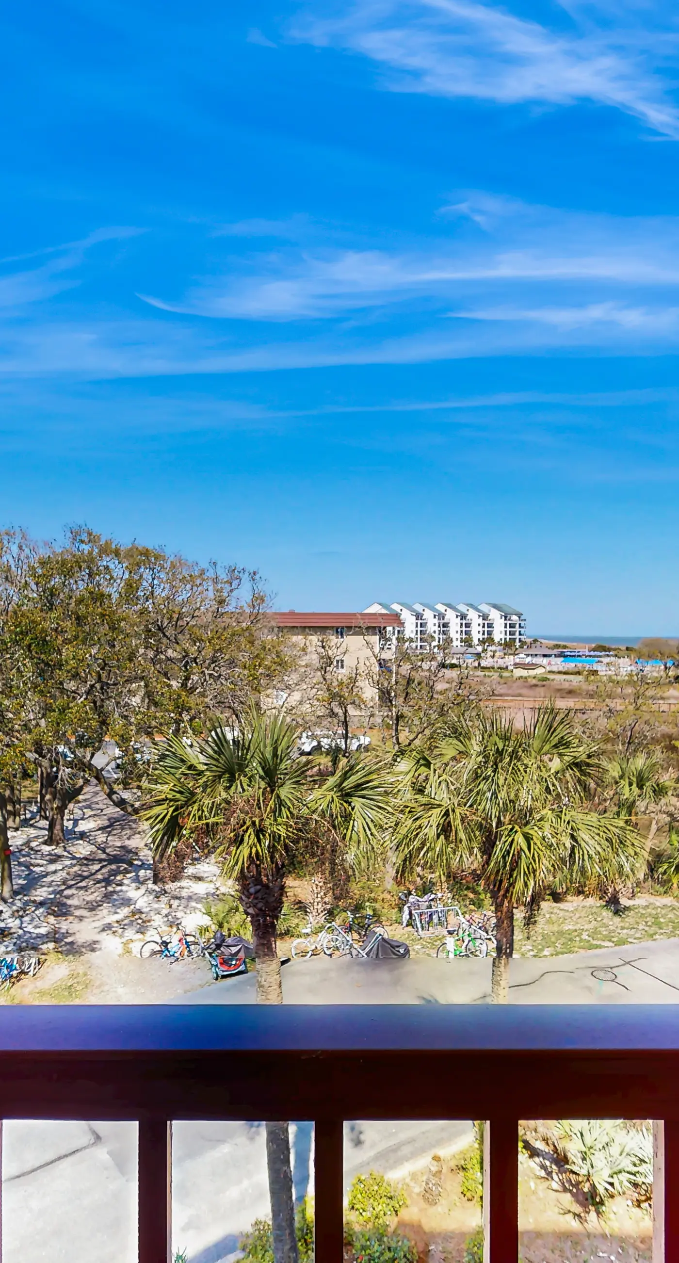 HH Beach & Tennis 322AR