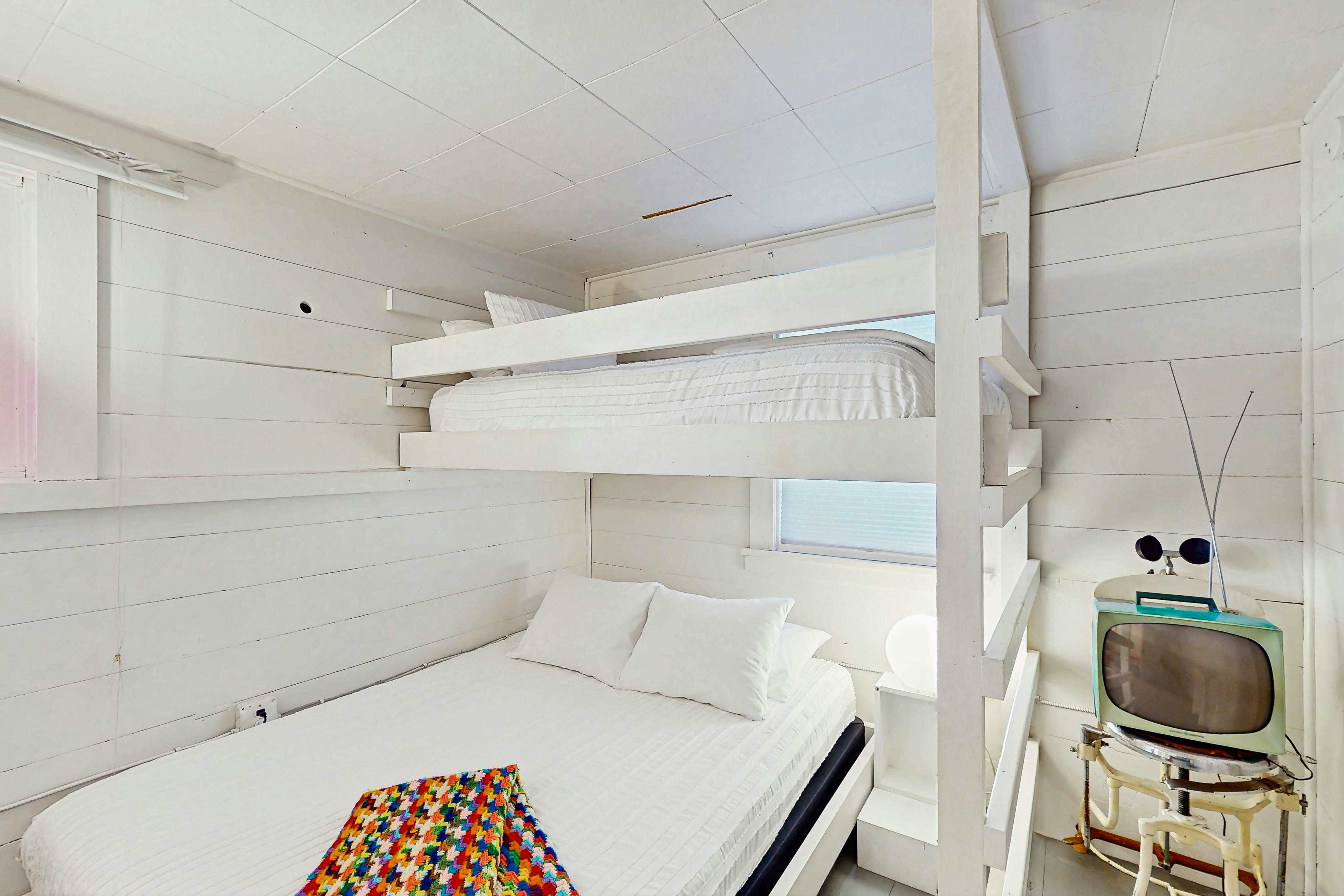 Historic Shore Cottage