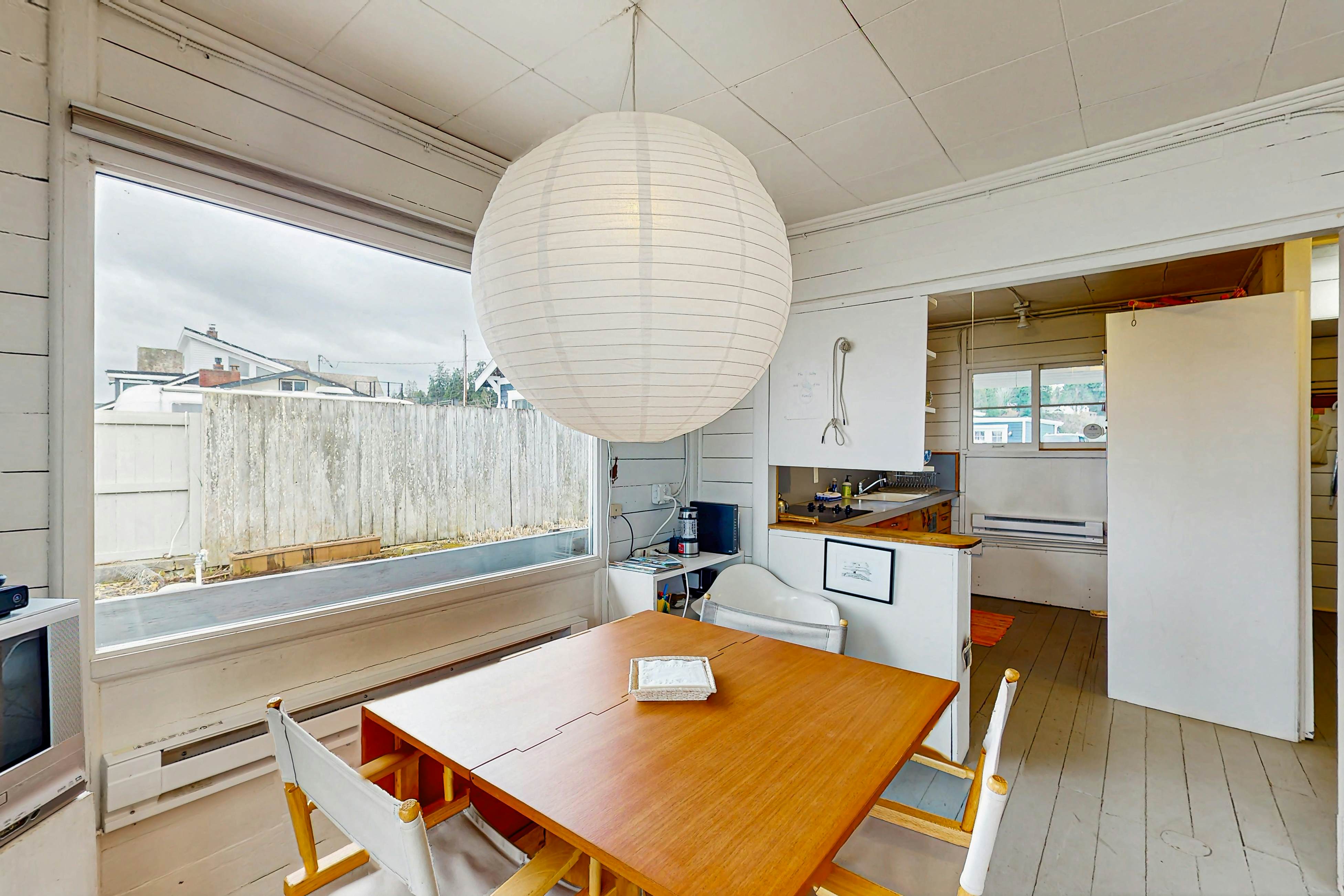 Historic Shore Cottage