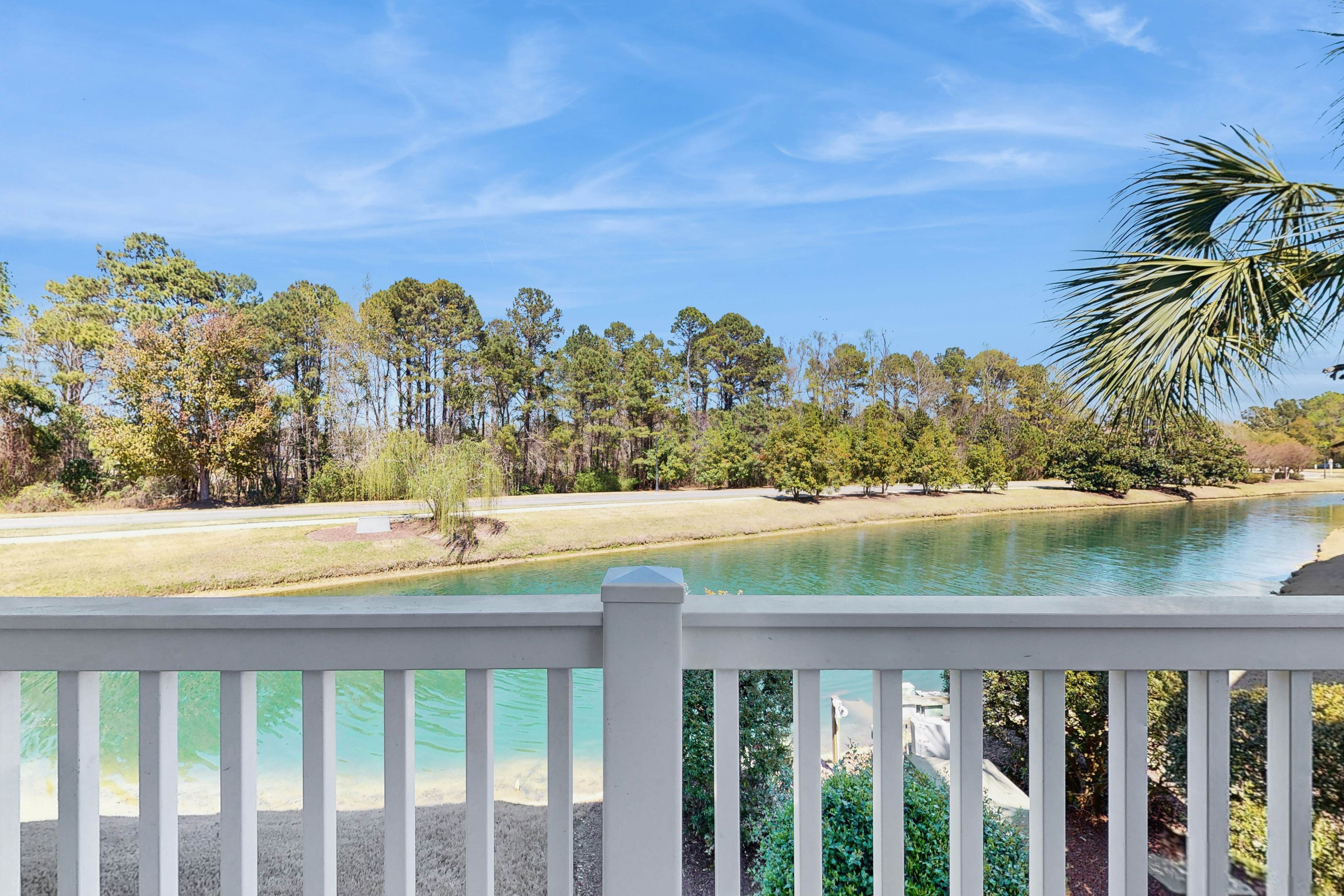 River Crossing at Barefoot 125