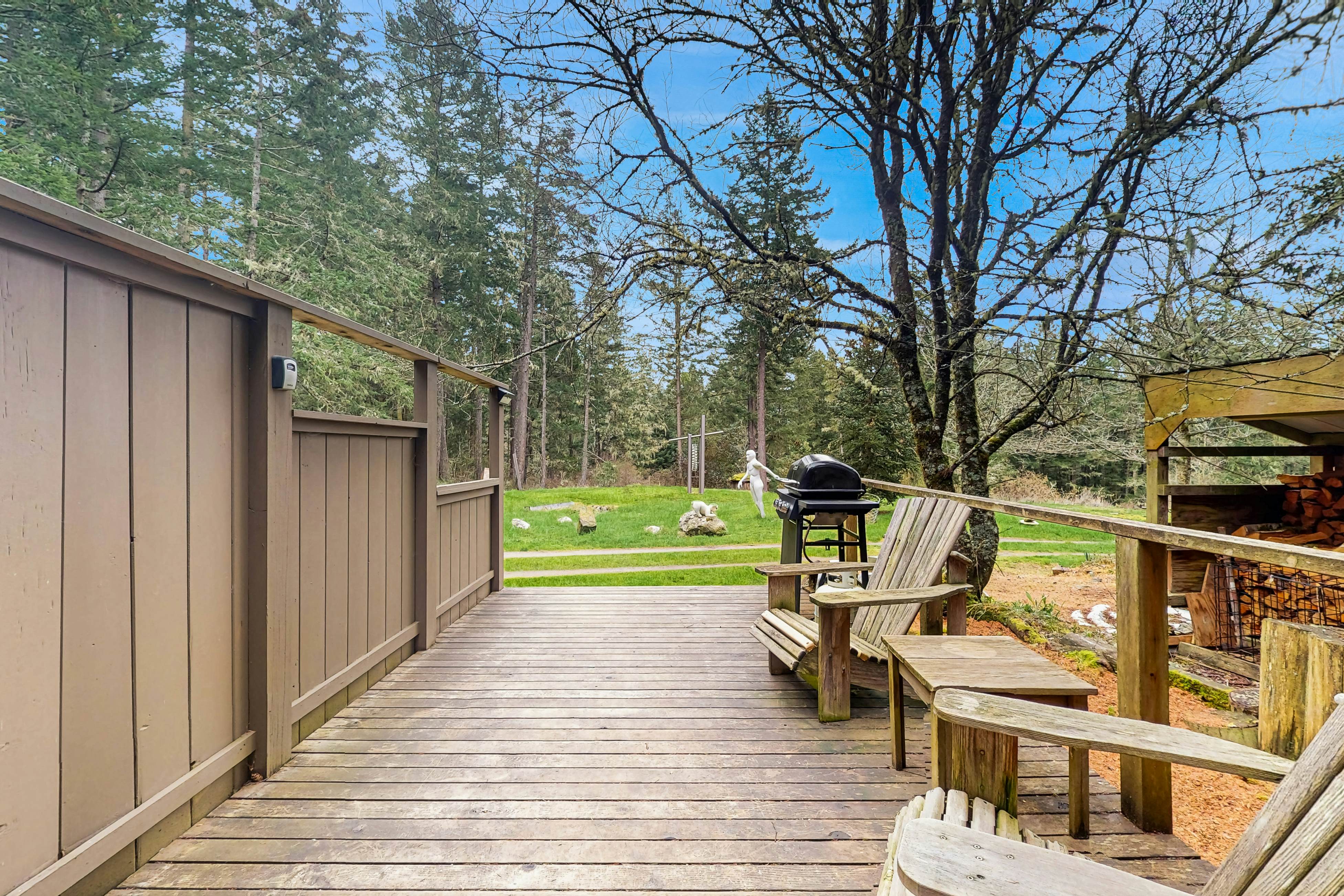 Island Artist Studio