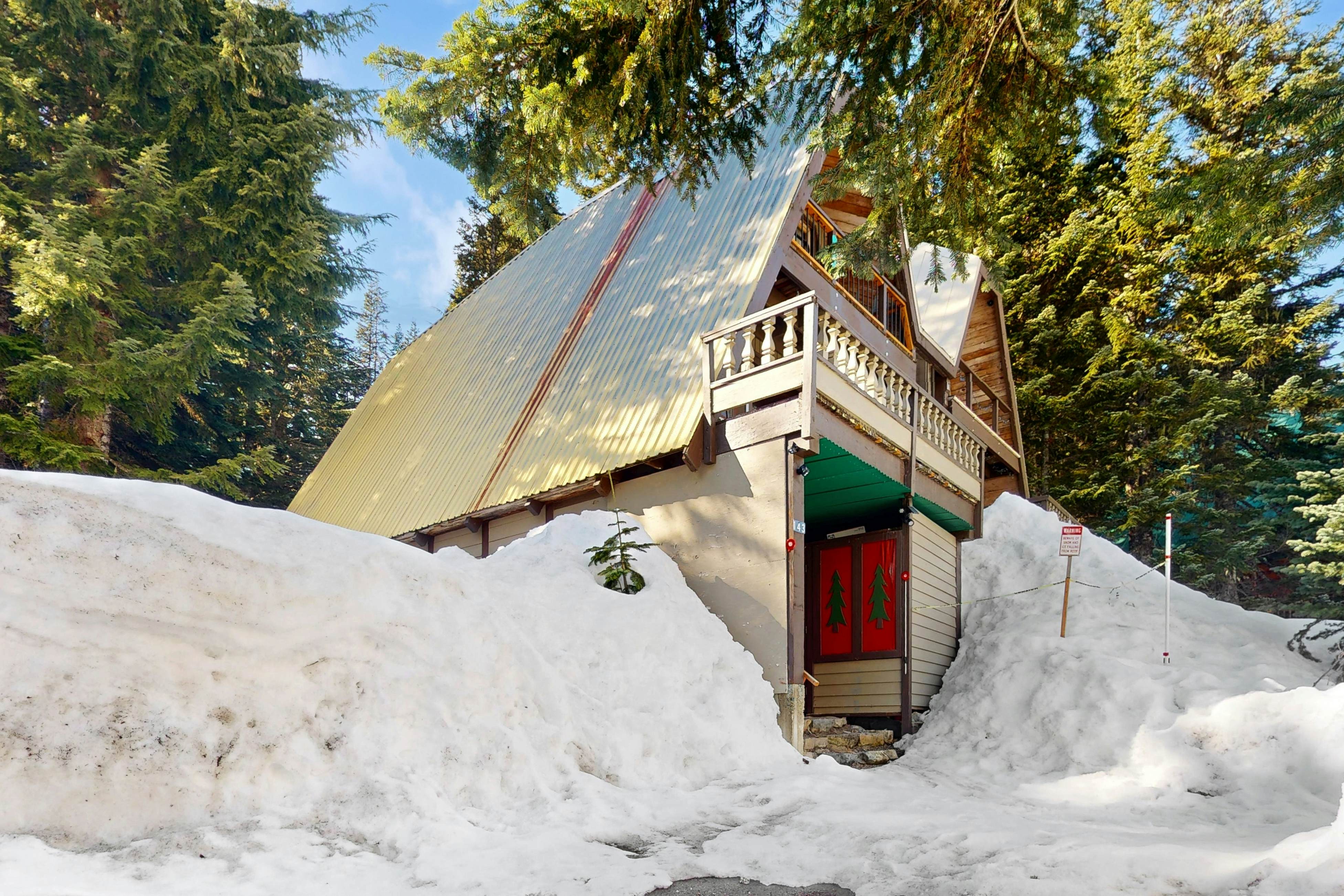 Hyak Duplex Cabin