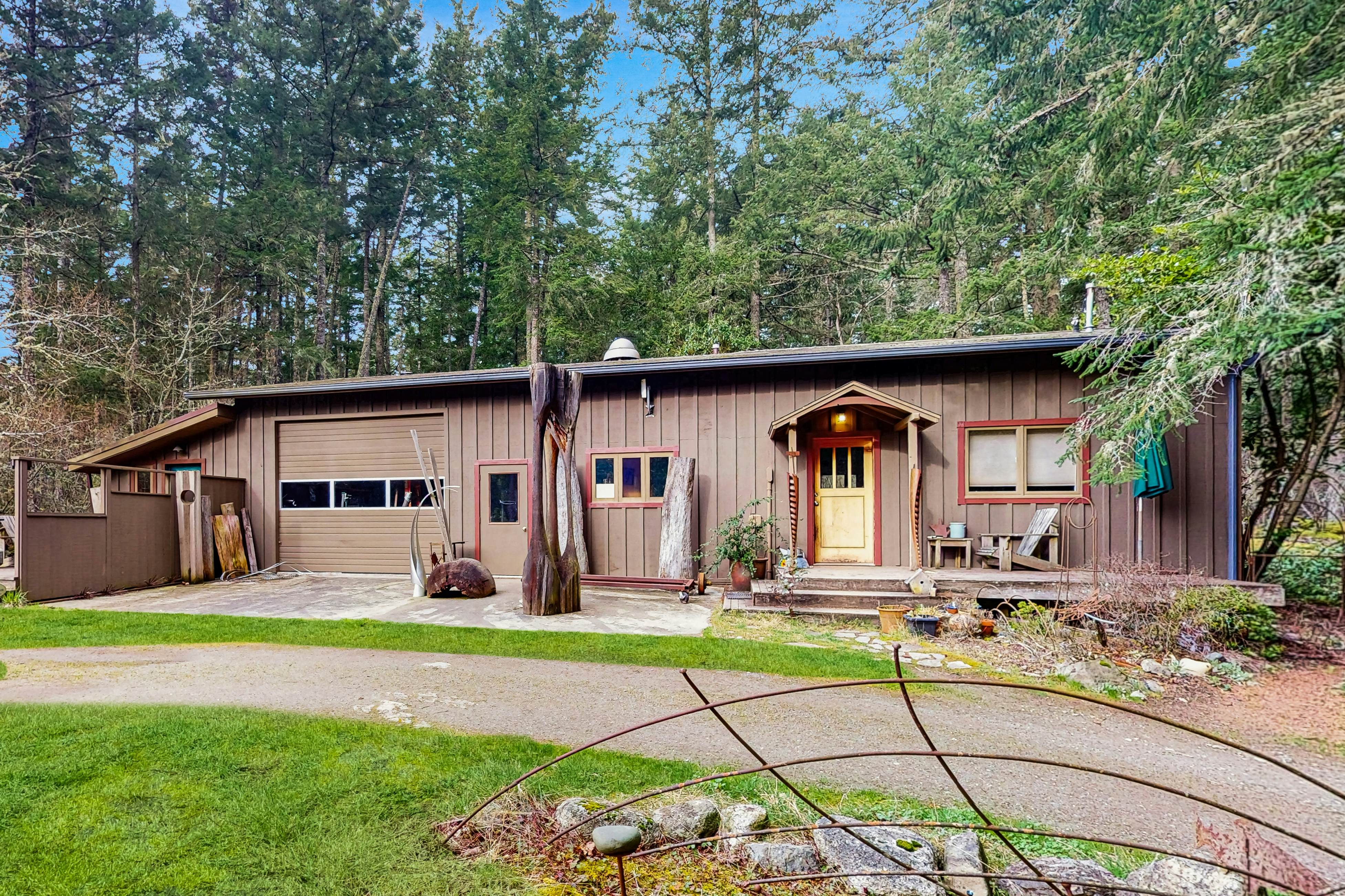 Island Artist Studio