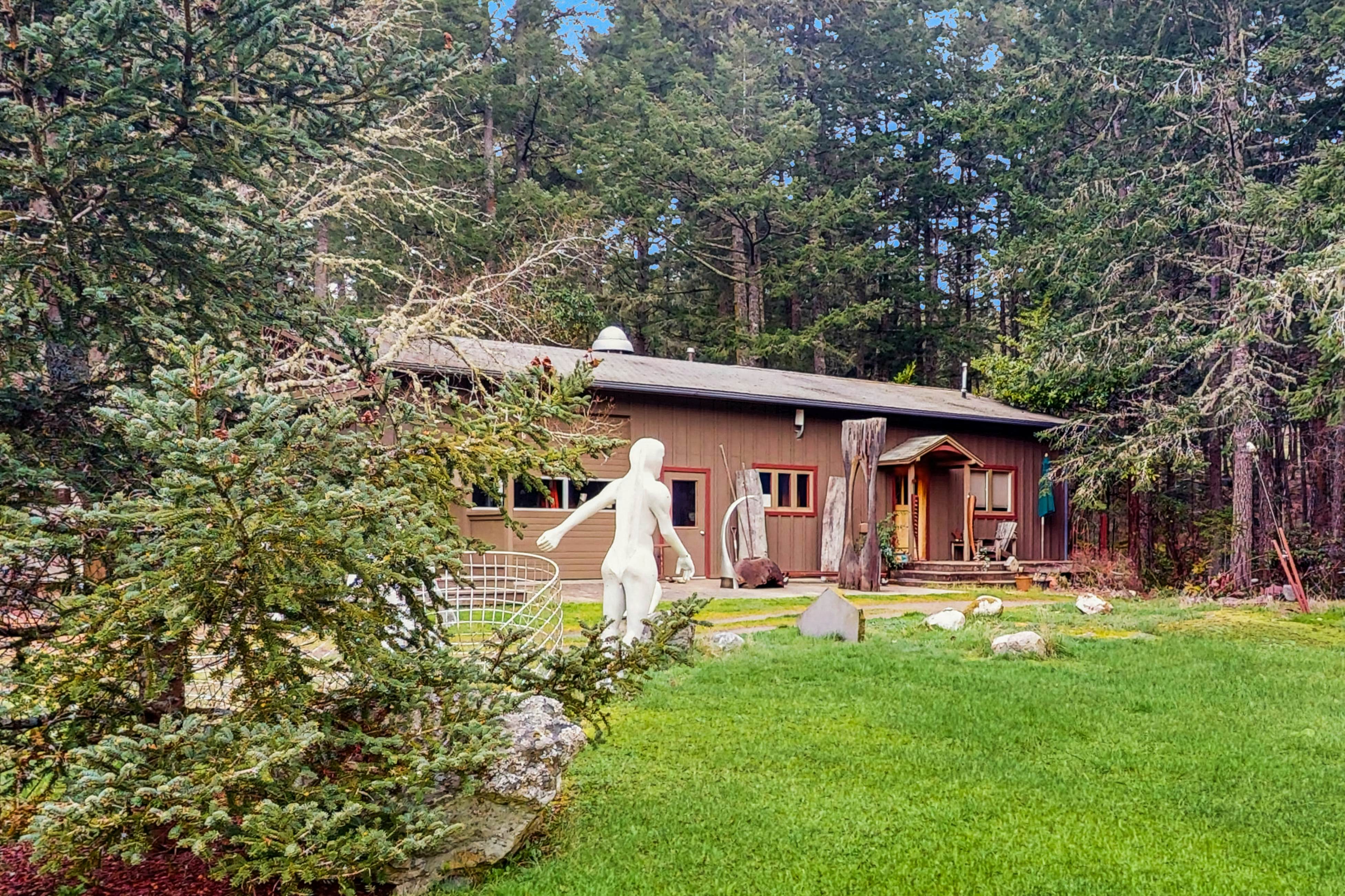 Island Artist Studio